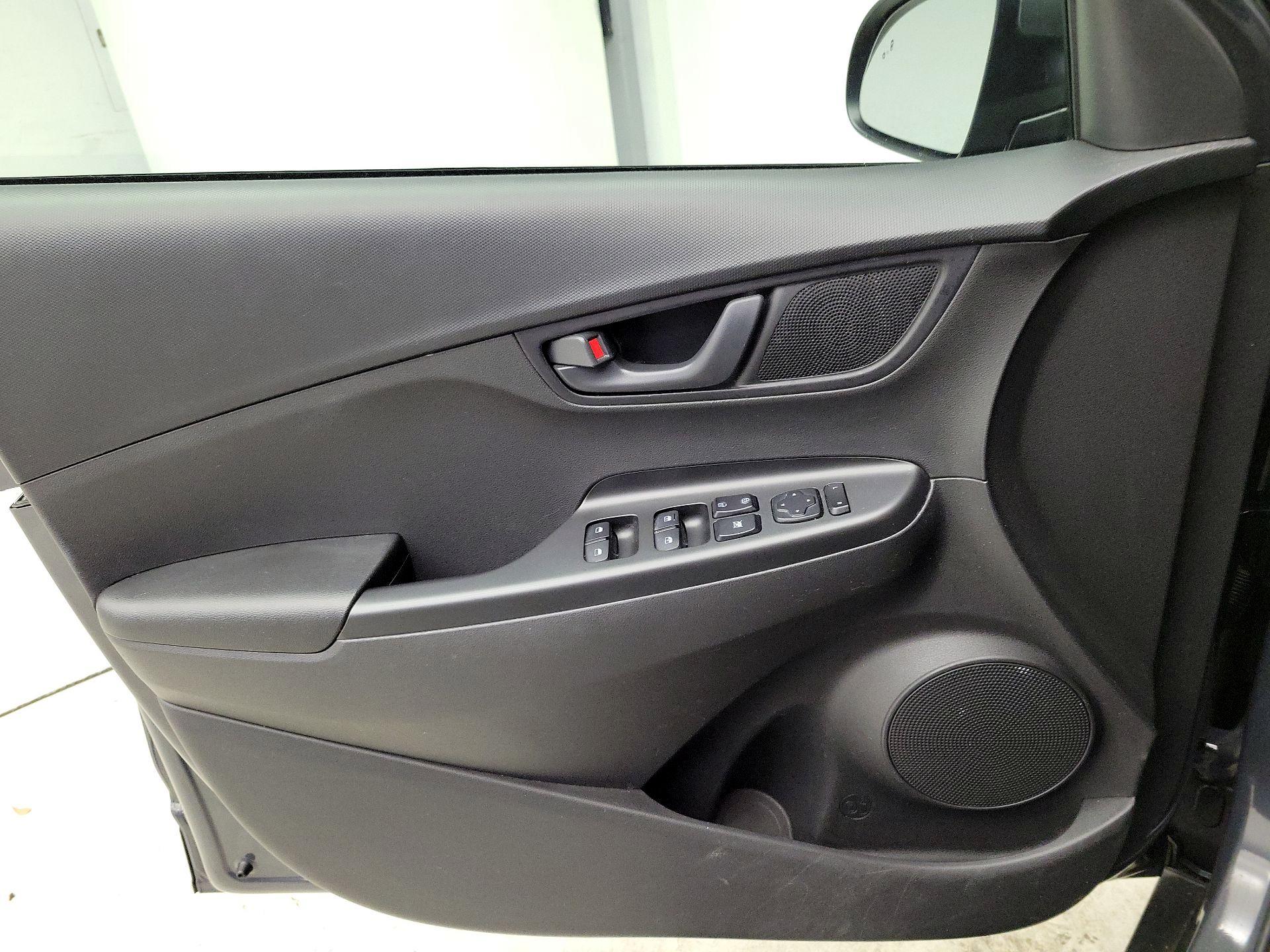 Thumbnail: 2023 Hyundai Kona - 12