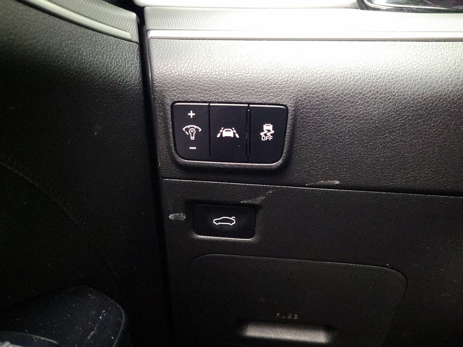 Thumbnail: 2022 Kia K5 - 13