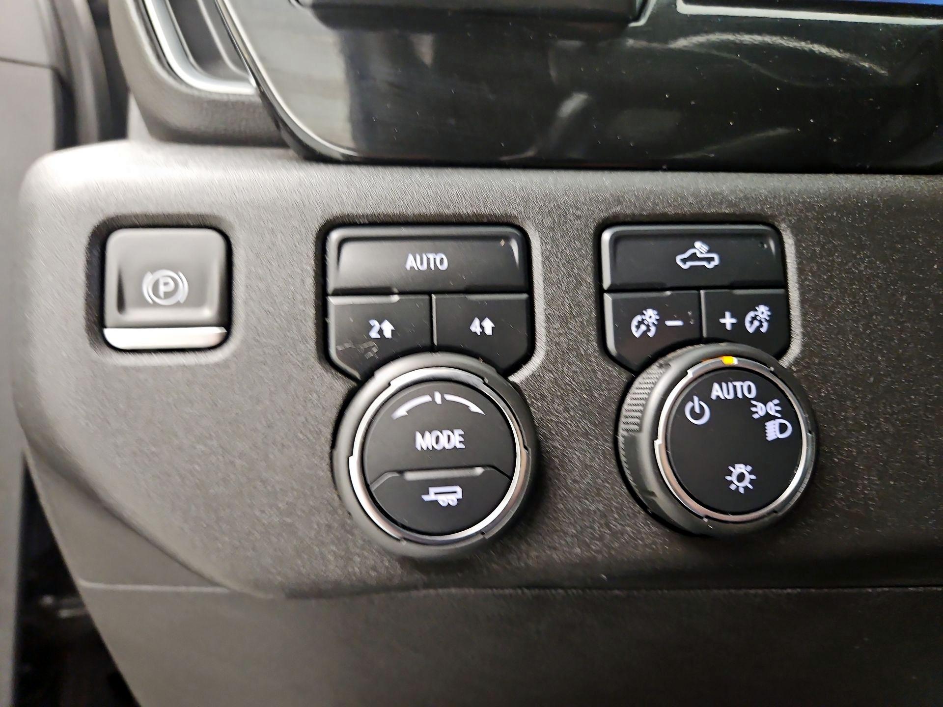 Thumbnail: 2022 Chevrolet Silverado 1500 - 13