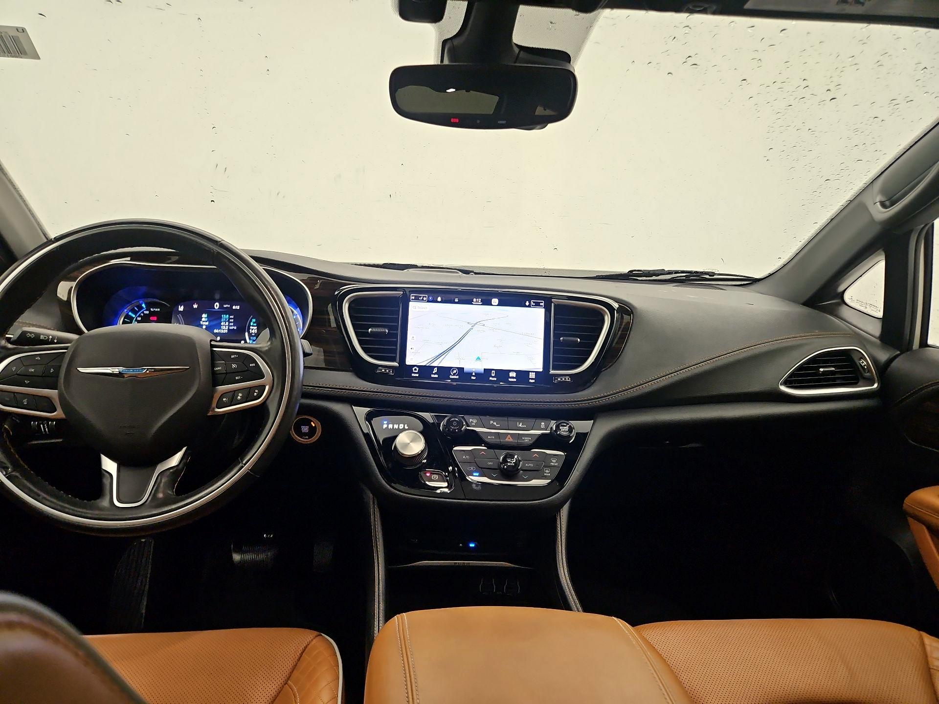 Thumbnail: 2021 Chrysler Pacifica - 9