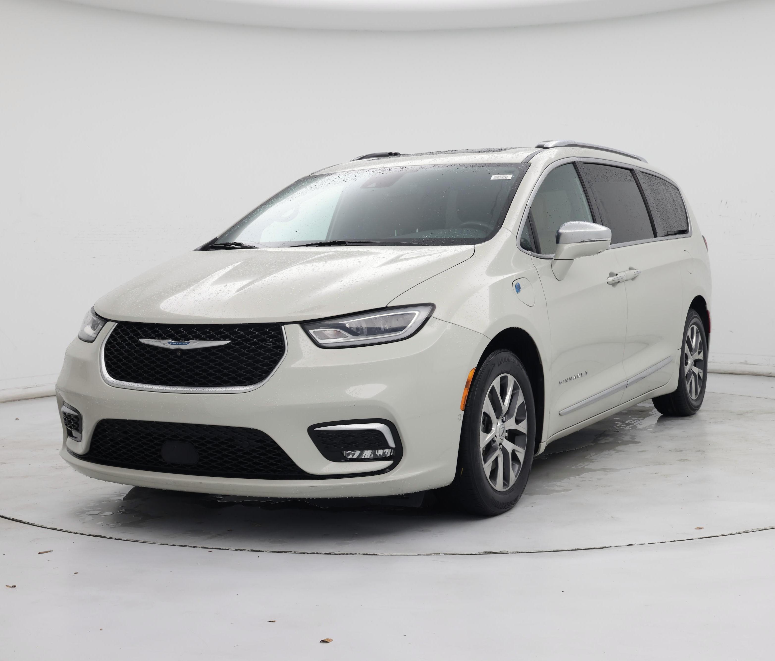 Thumbnail: 2021 Chrysler Pacifica - 4
