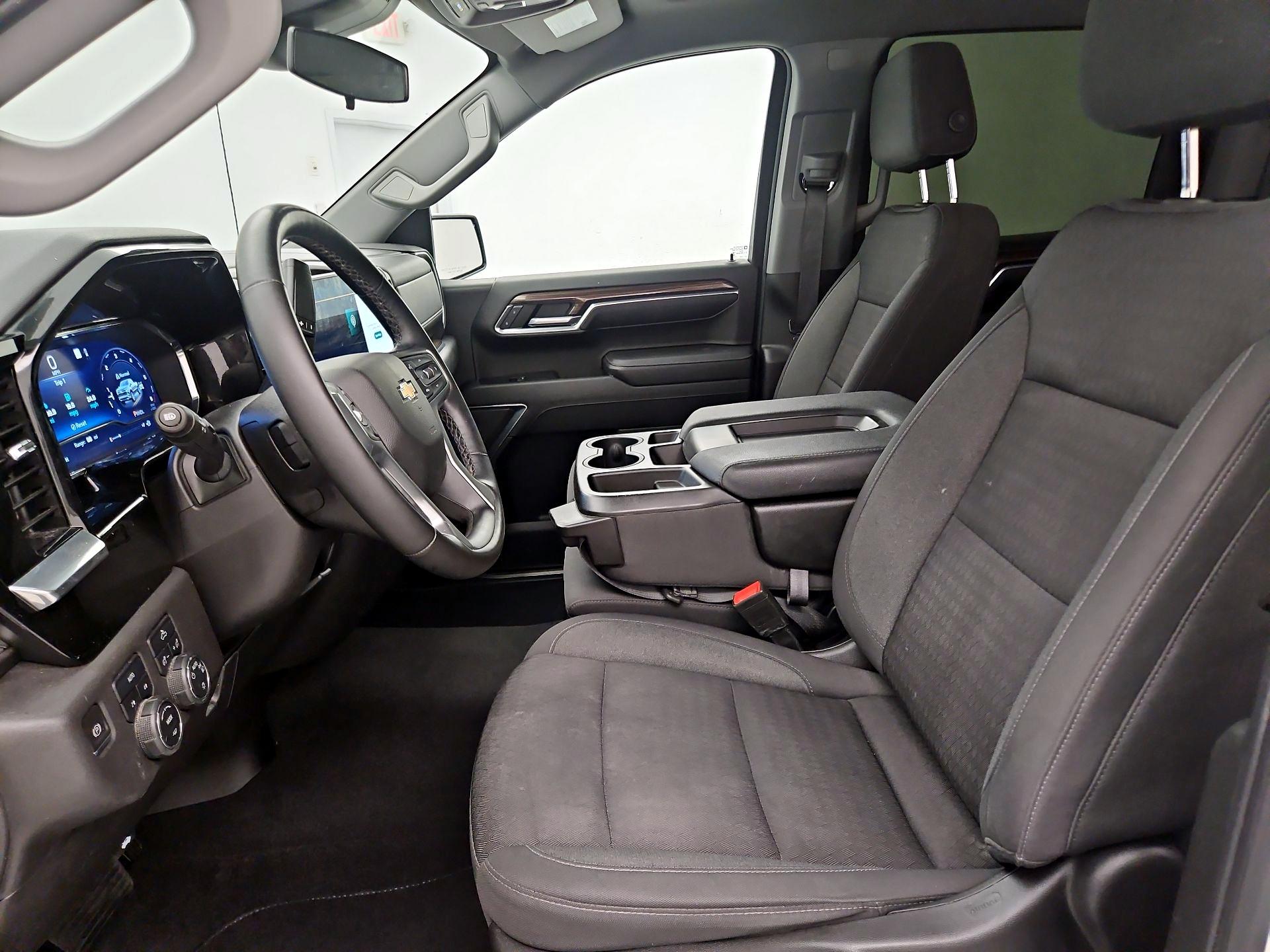 Thumbnail: 2023 Chevrolet Silverado 1500 - 11