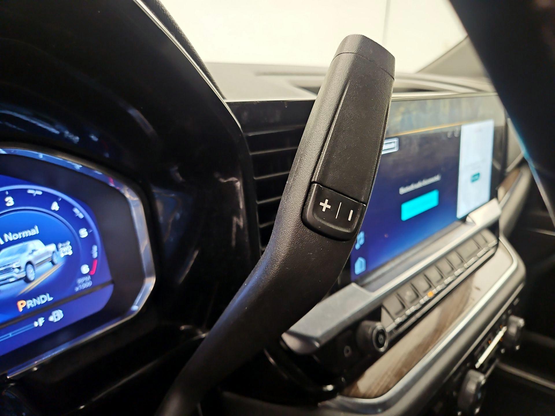 Thumbnail: 2023 Chevrolet Silverado 1500 - 17