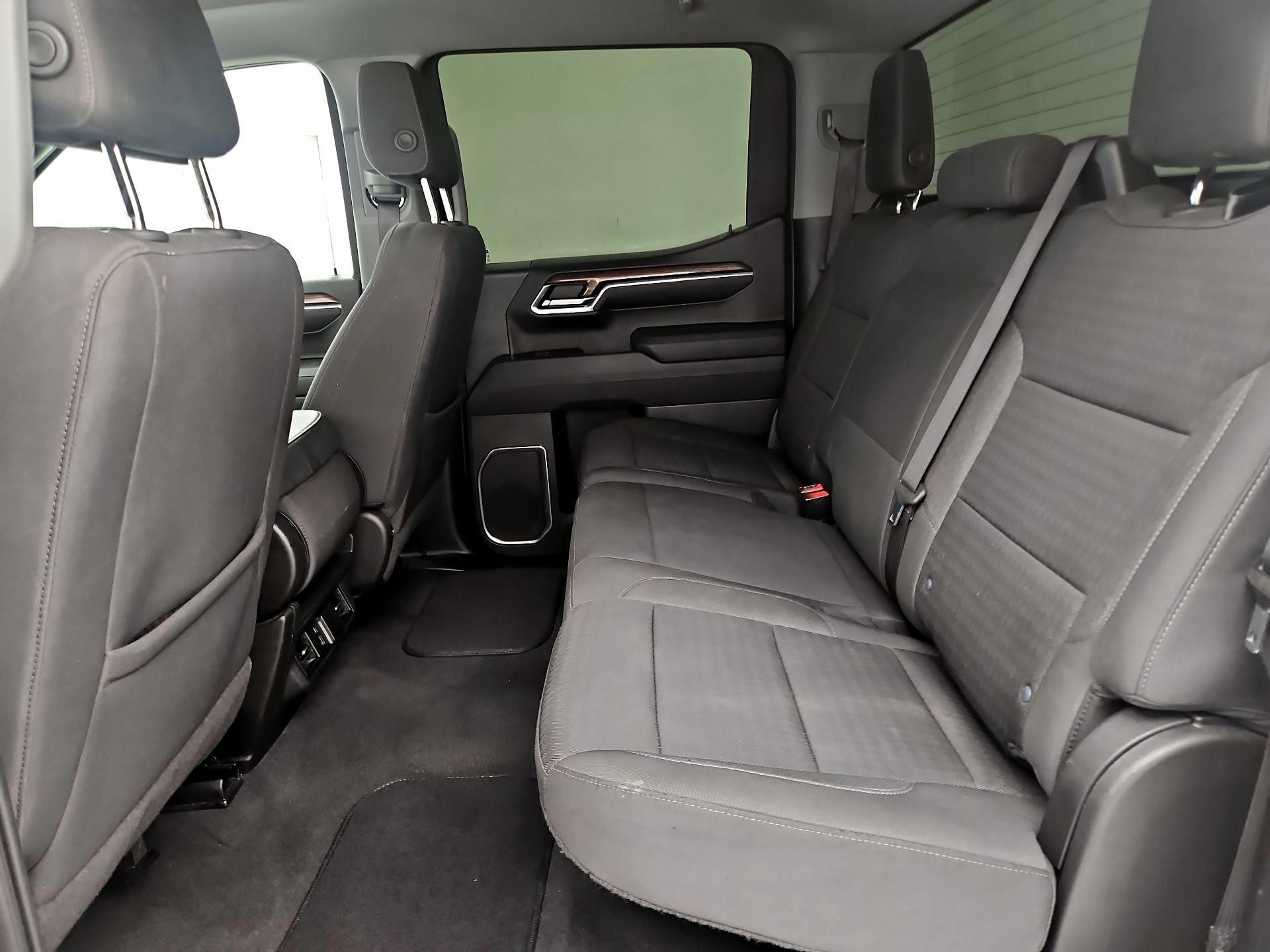 Thumbnail: 2023 Chevrolet Silverado 1500 - 19