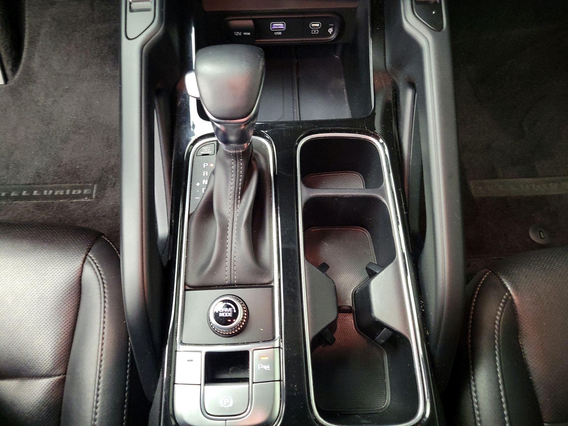 Thumbnail: 2023 Kia Telluride - 18