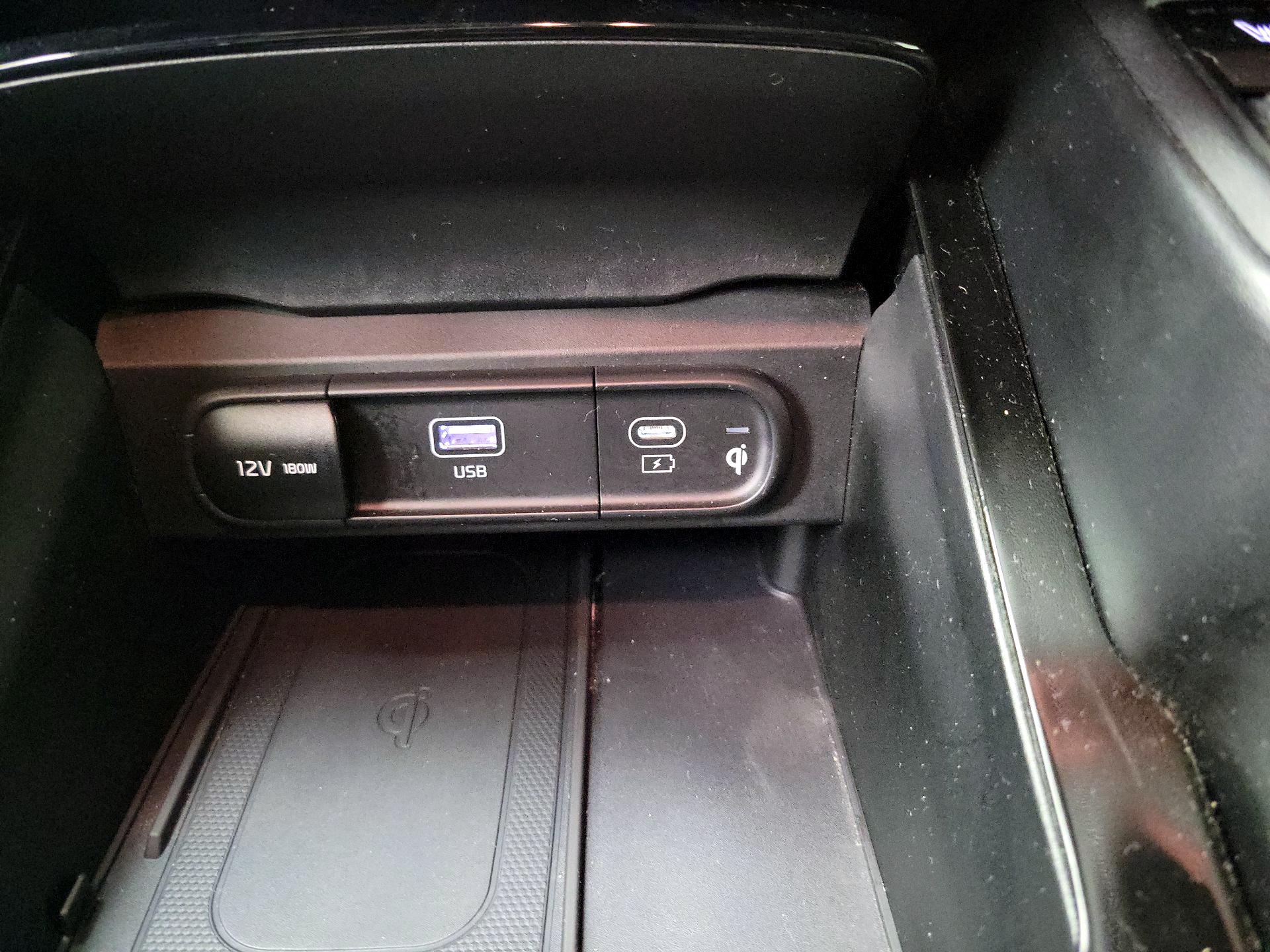 Thumbnail: 2023 Kia Telluride - 19