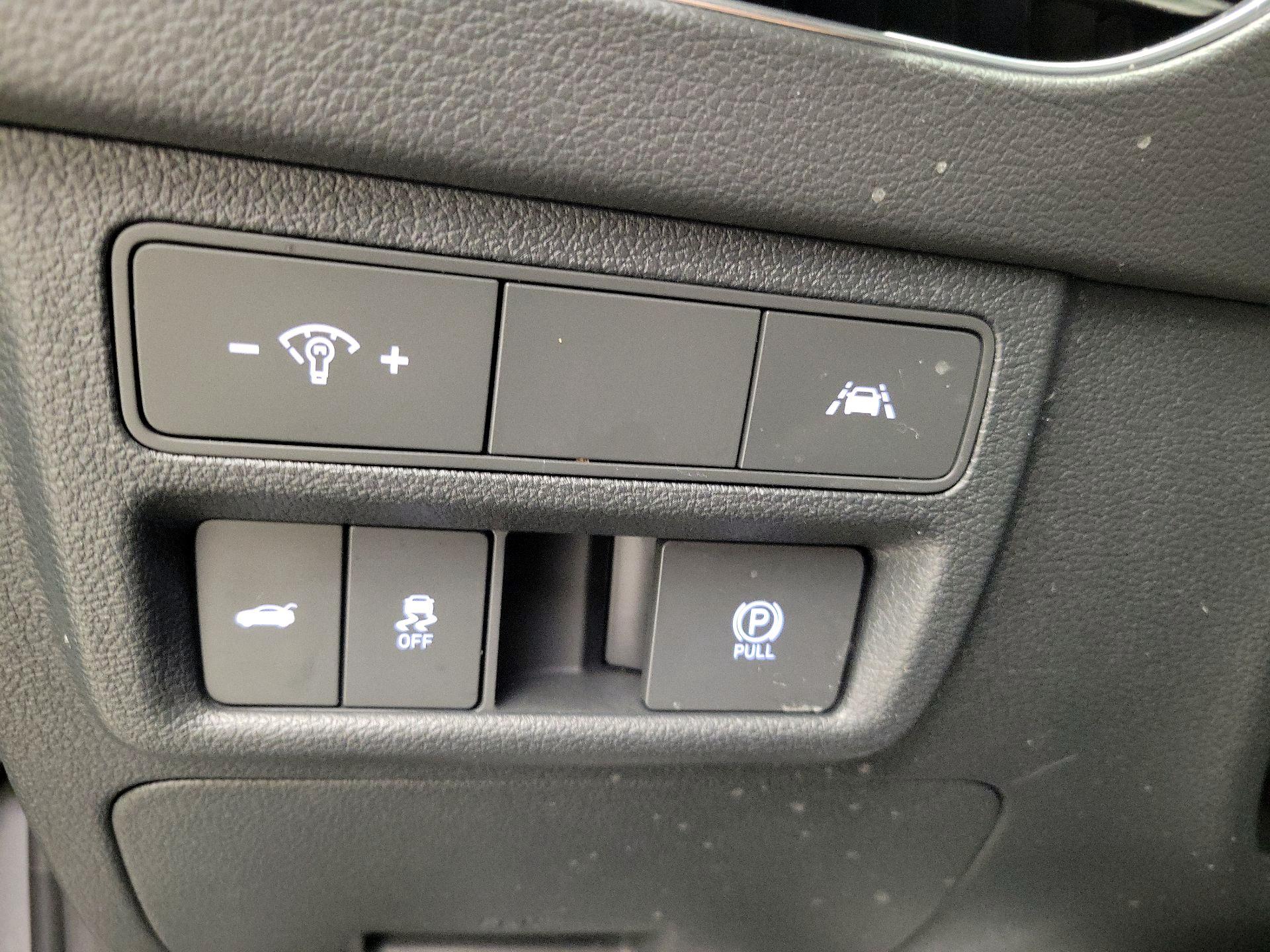 Thumbnail: 2023 Hyundai Sonata - 13