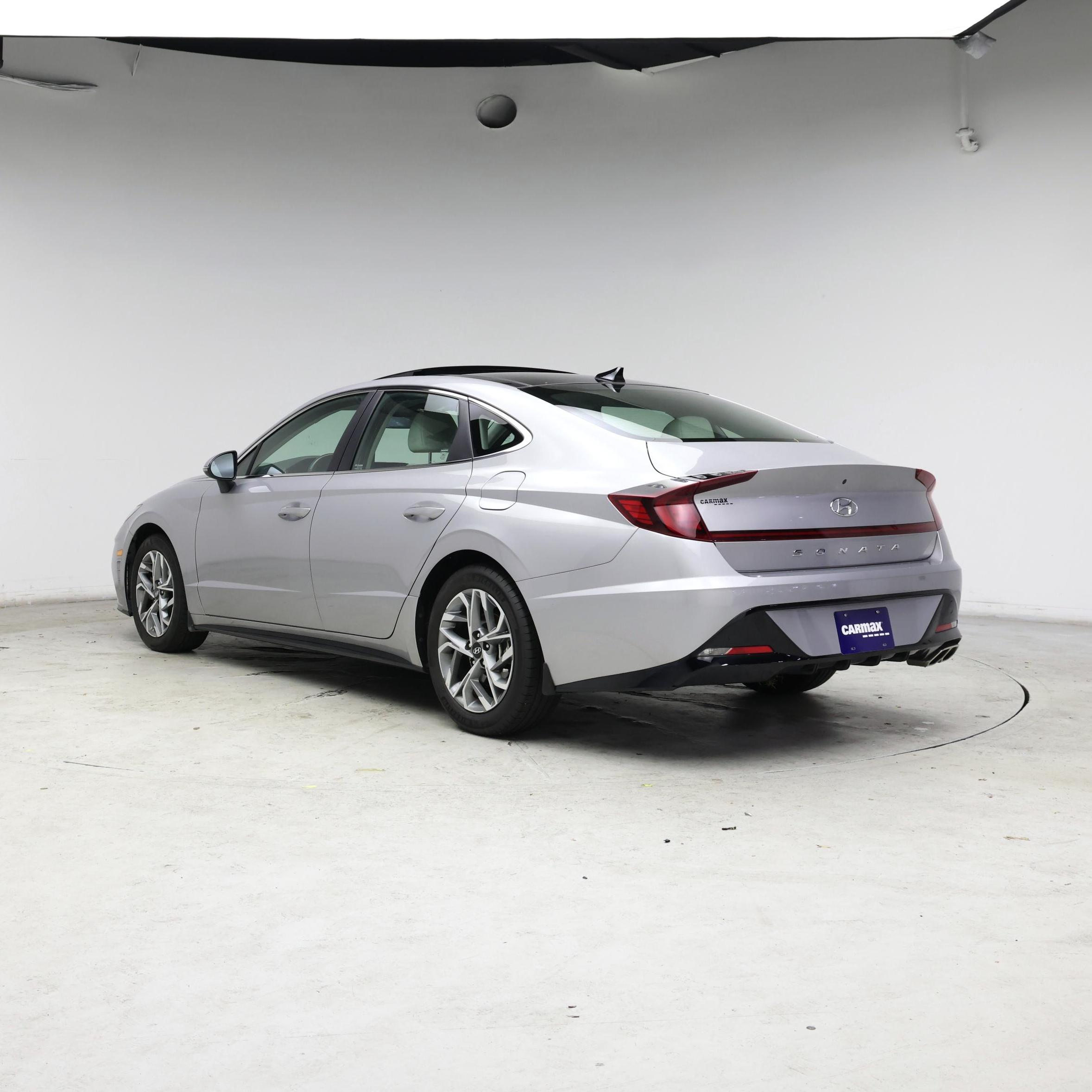 Thumbnail: 2023 Hyundai Sonata - 2