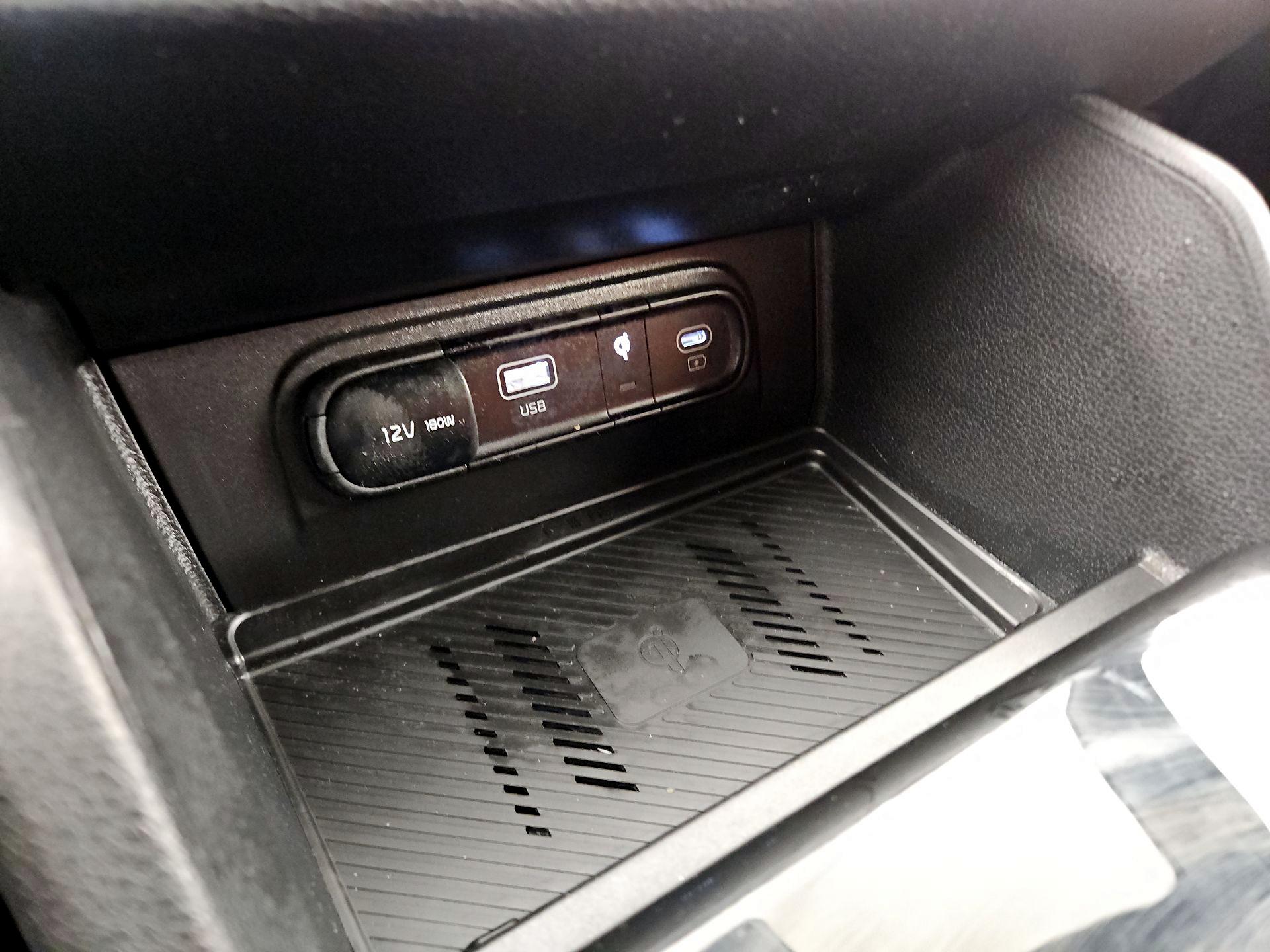 Thumbnail: 2023 Kia Sportage - 19