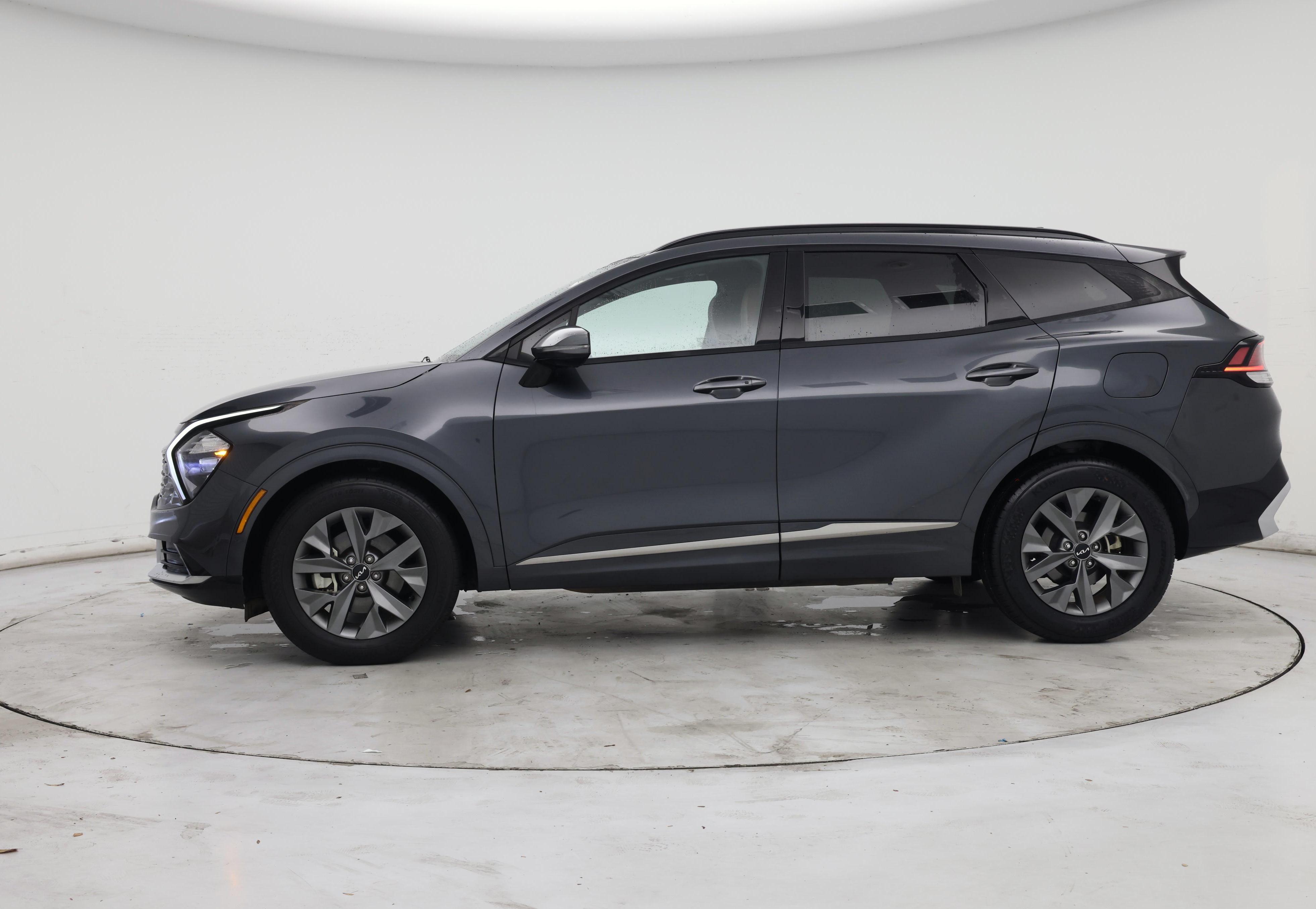 Thumbnail: 2023 Kia Sportage - 3