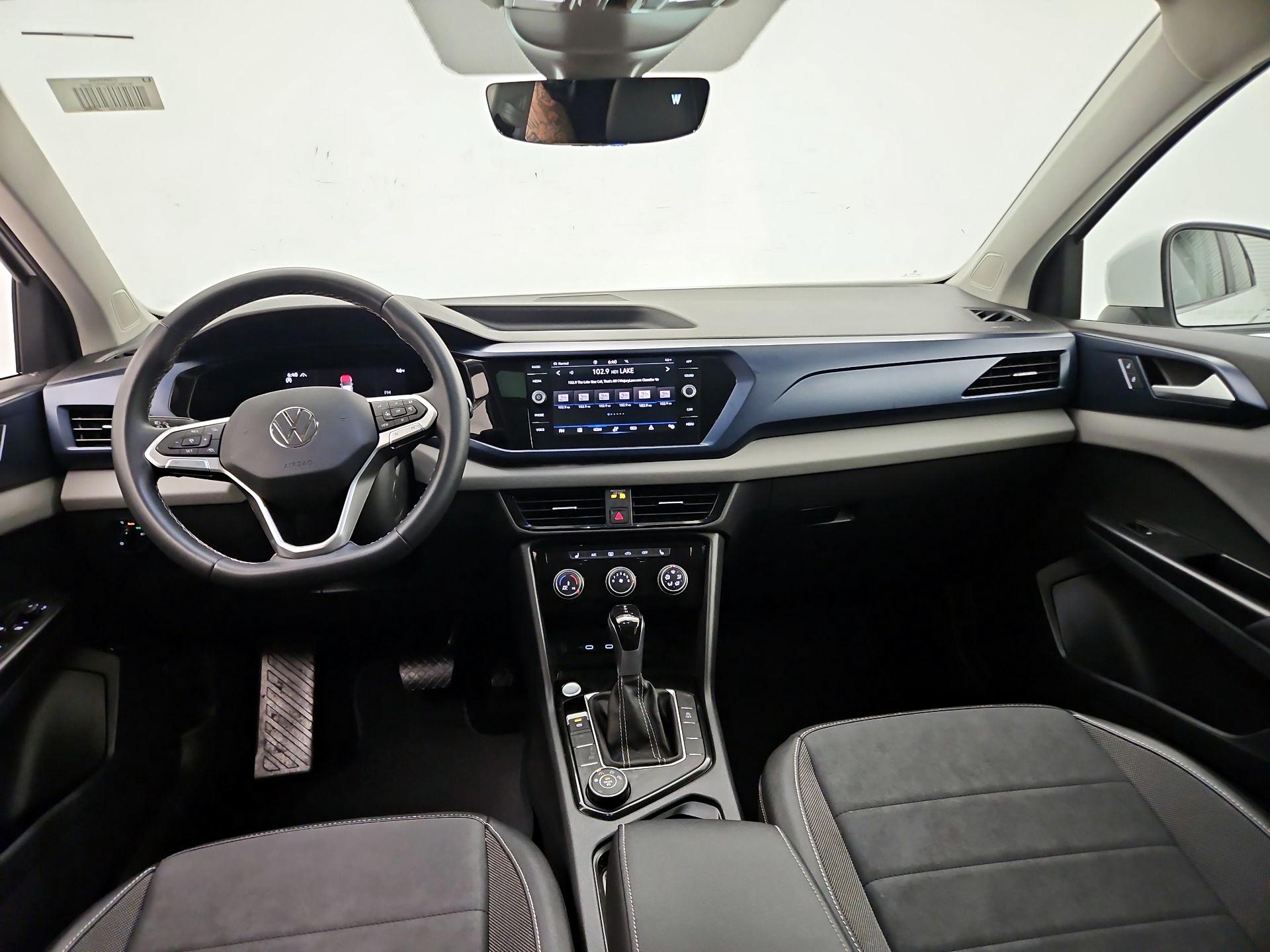 Thumbnail: 2023 Volkswagen Taos - 9