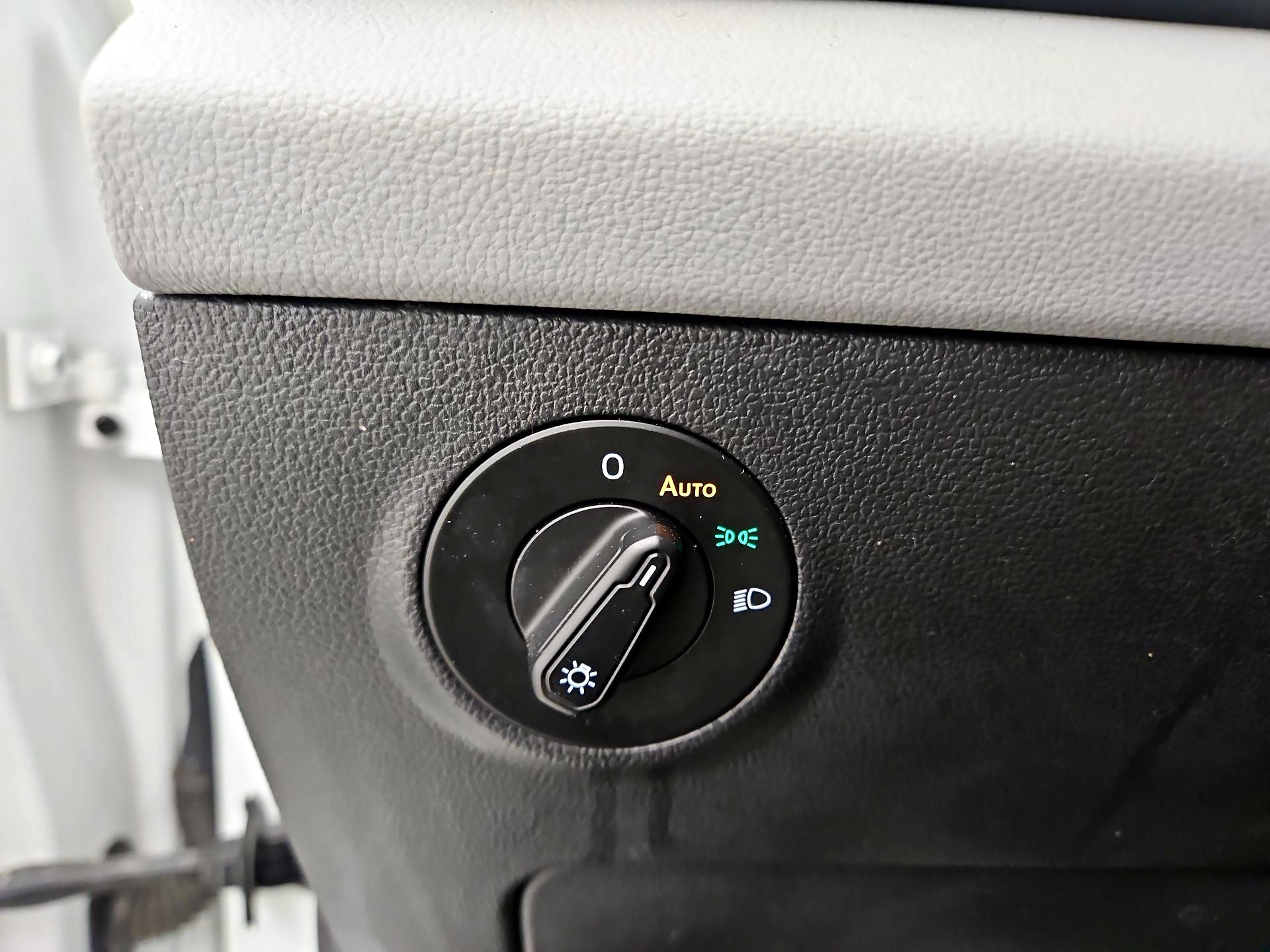 Thumbnail: 2023 Volkswagen Taos - 13