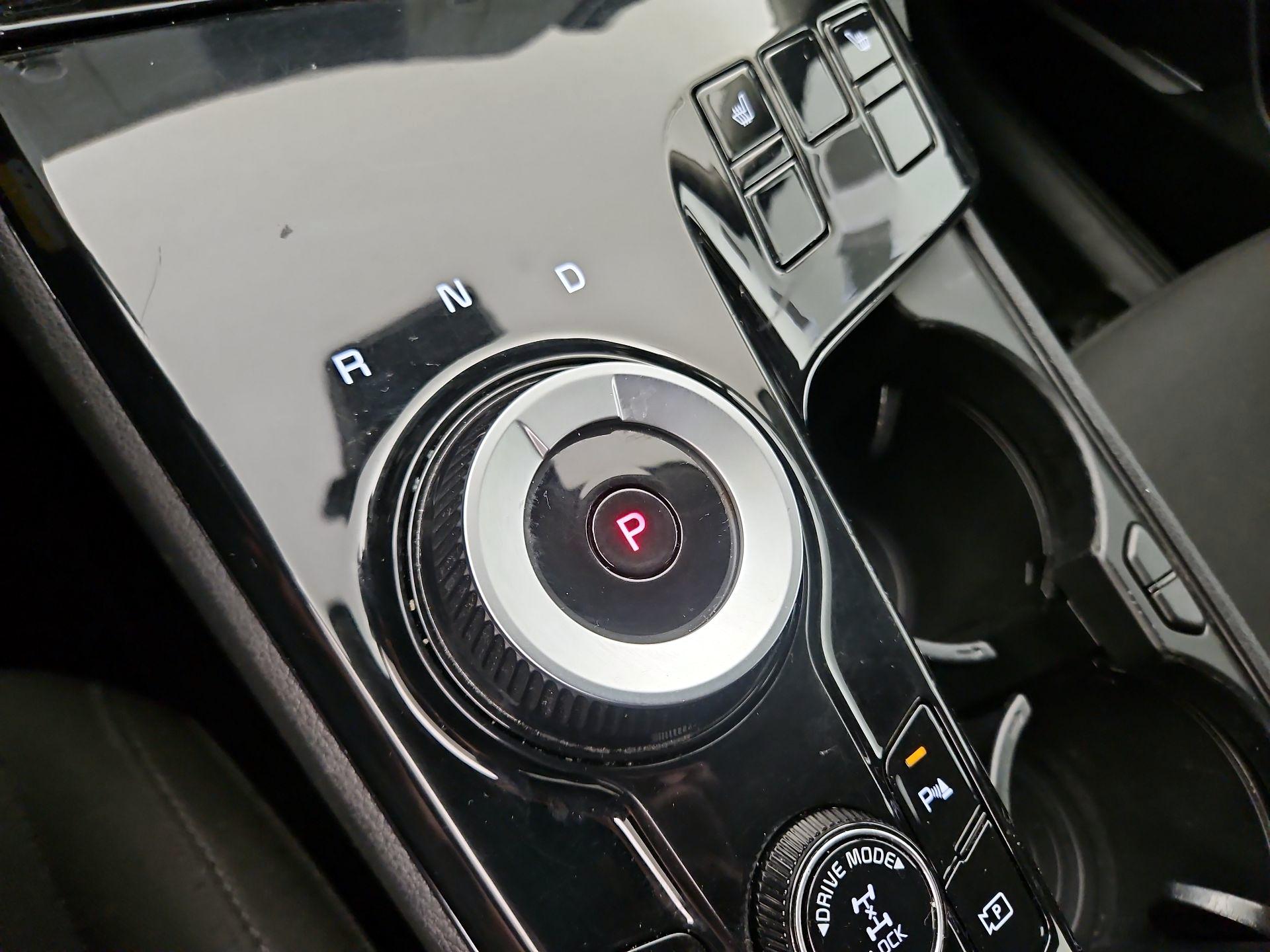 Thumbnail: 2023 Kia Sportage - 17