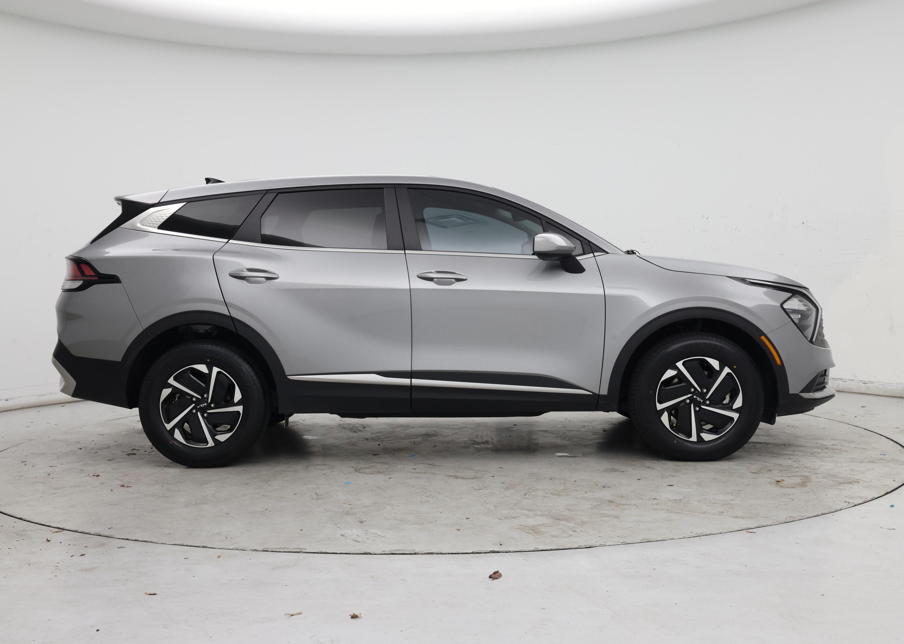 Thumbnail: 2023 Kia Sportage - 7