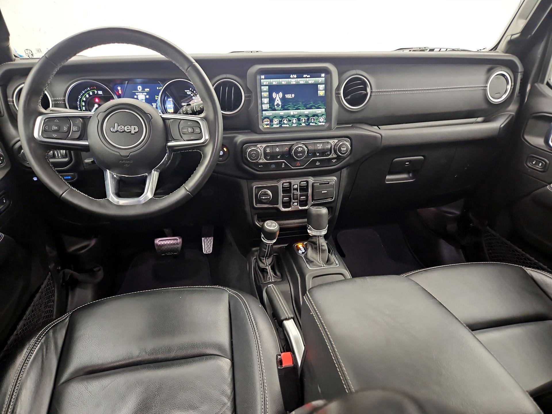 Thumbnail: 2022 Jeep Wrangler - 9