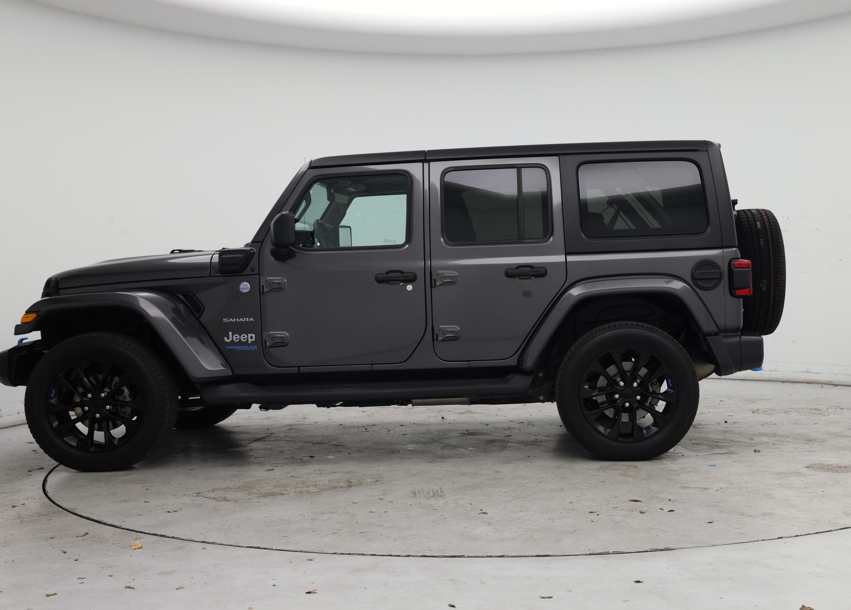 Thumbnail: 2022 Jeep Wrangler - 3
