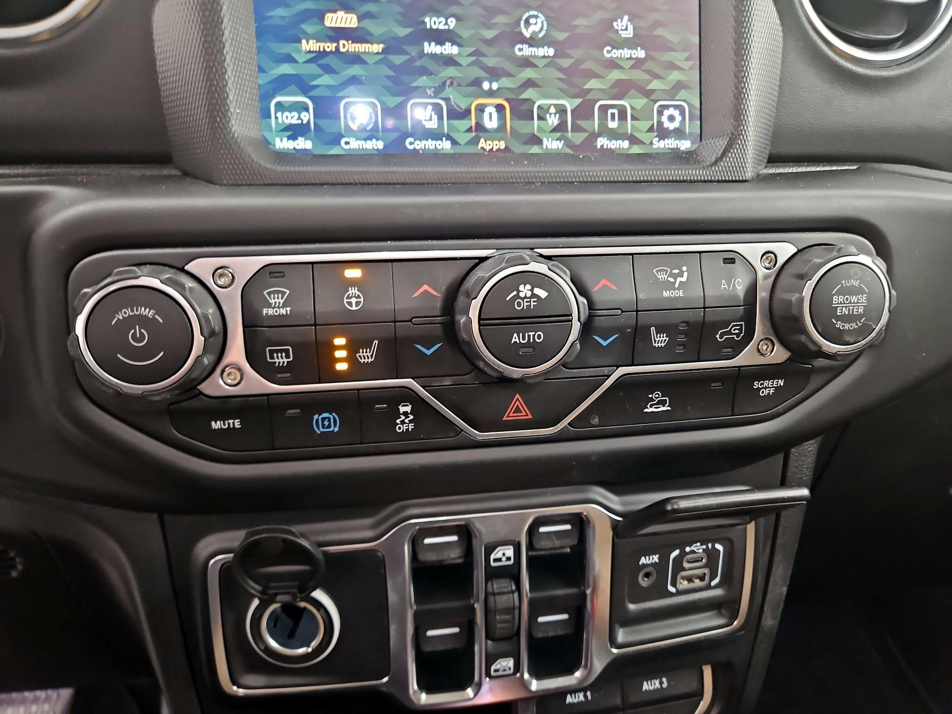 Thumbnail: 2021 Jeep Wrangler - 17