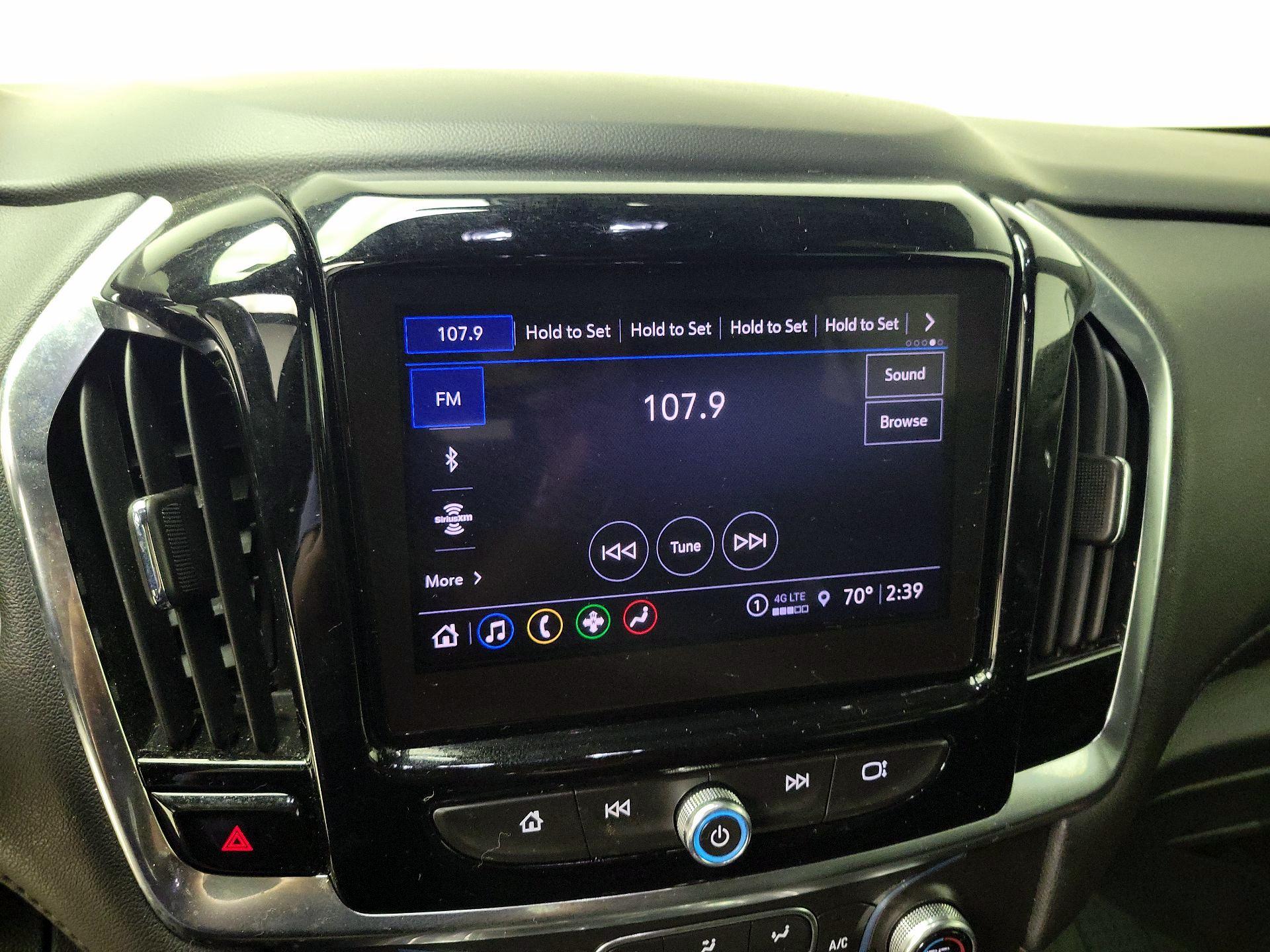 Thumbnail: 2023 Chevrolet Traverse - 15