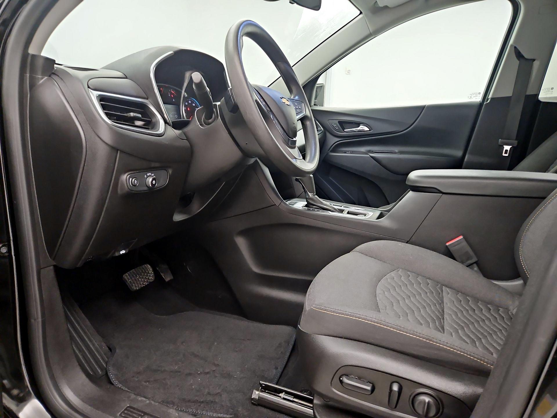 Thumbnail: 2021 Chevrolet Equinox - 11