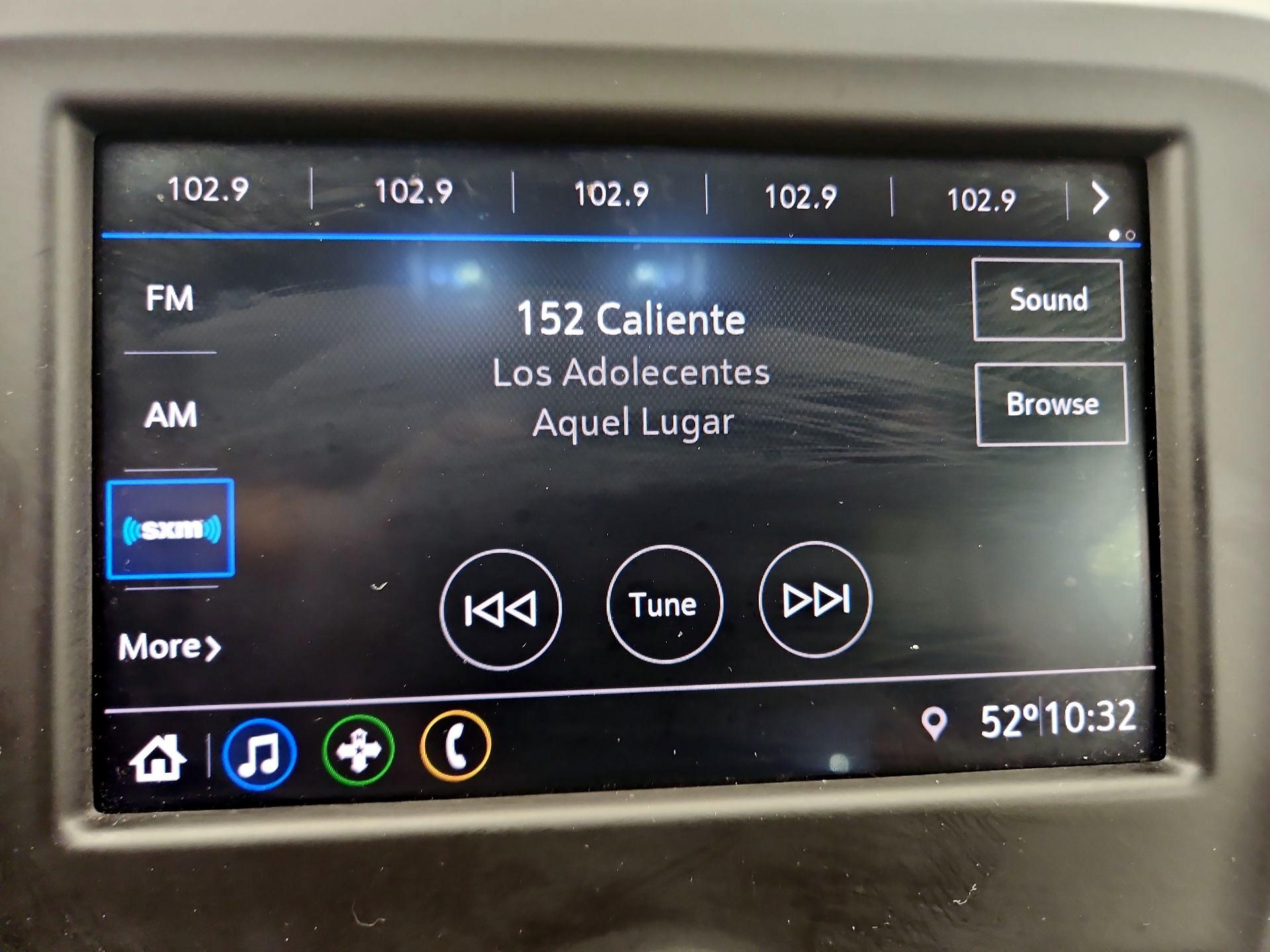 Thumbnail: 2021 Chevrolet Equinox - 15