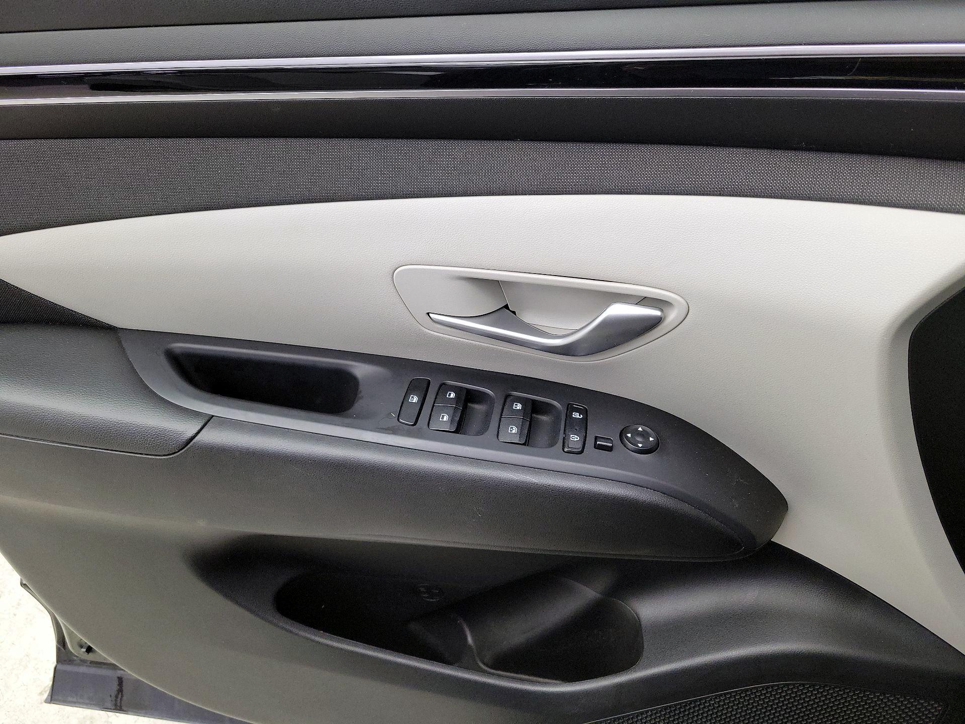 Thumbnail: 2023 Hyundai Tucson - 12