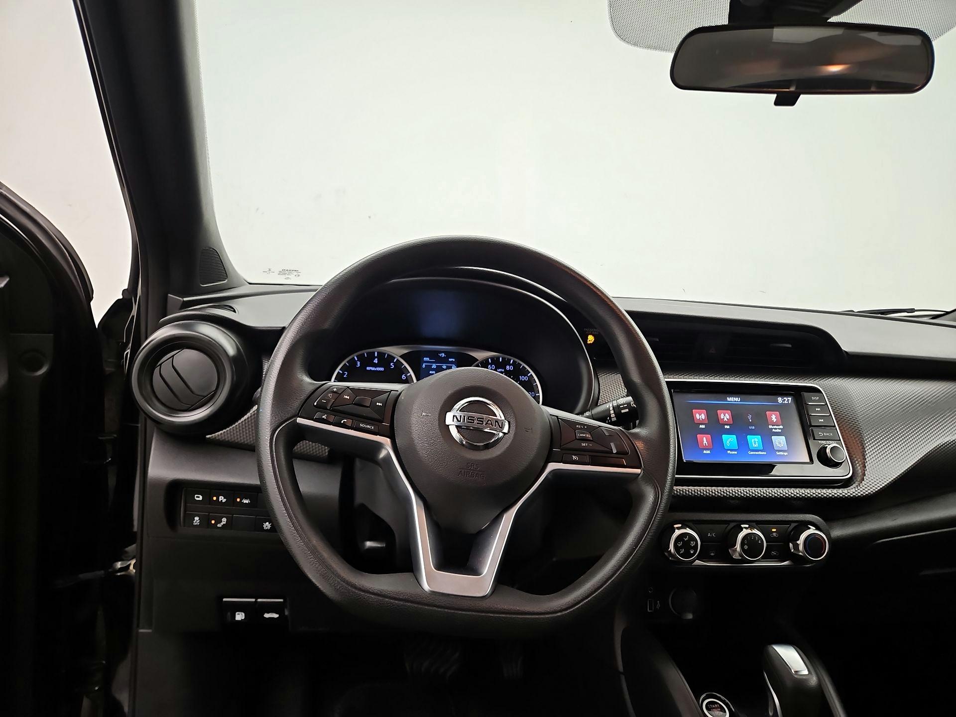 Thumbnail: 2020 Nissan Kicks - 10