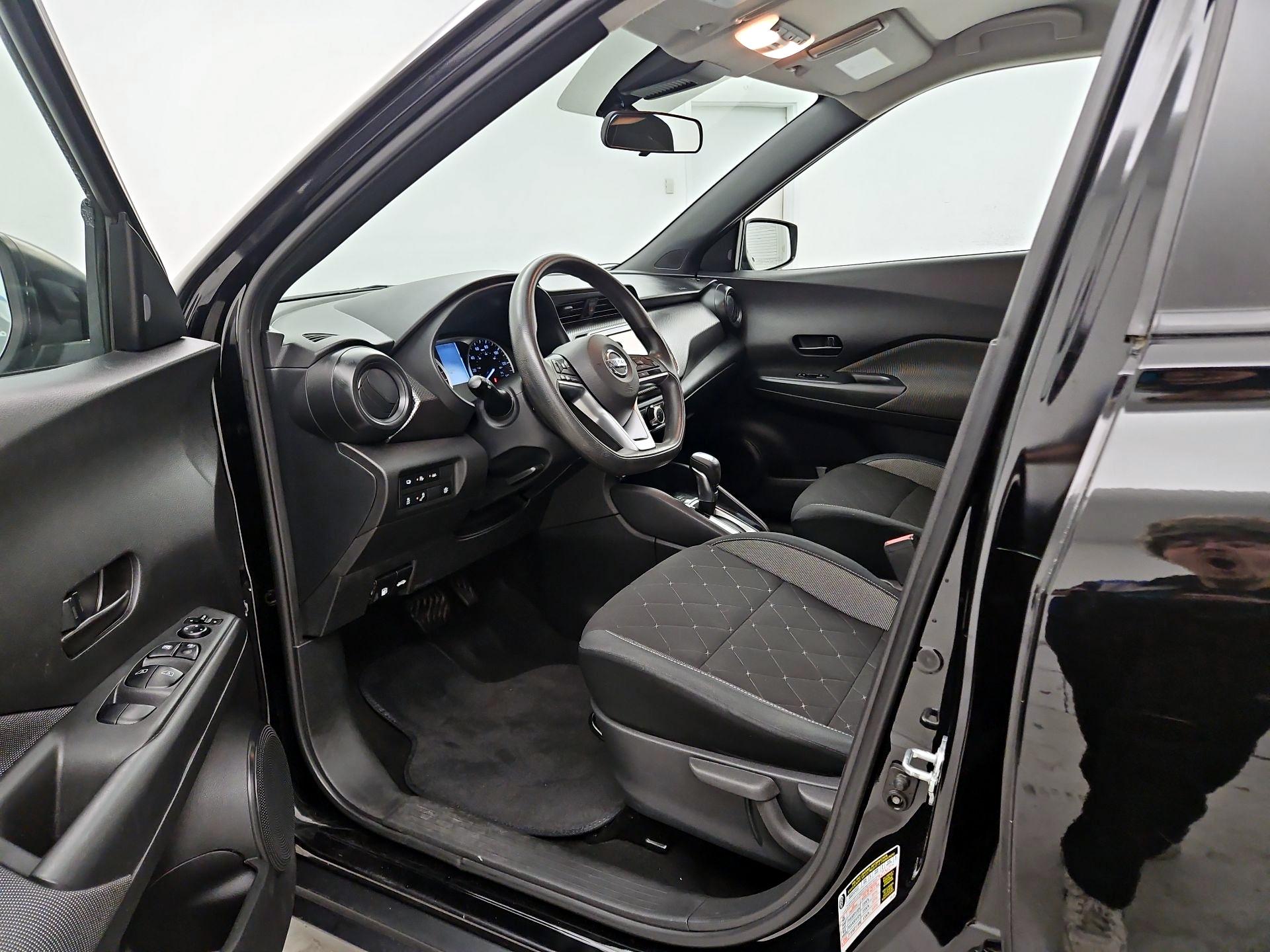 Thumbnail: 2020 Nissan Kicks - 11