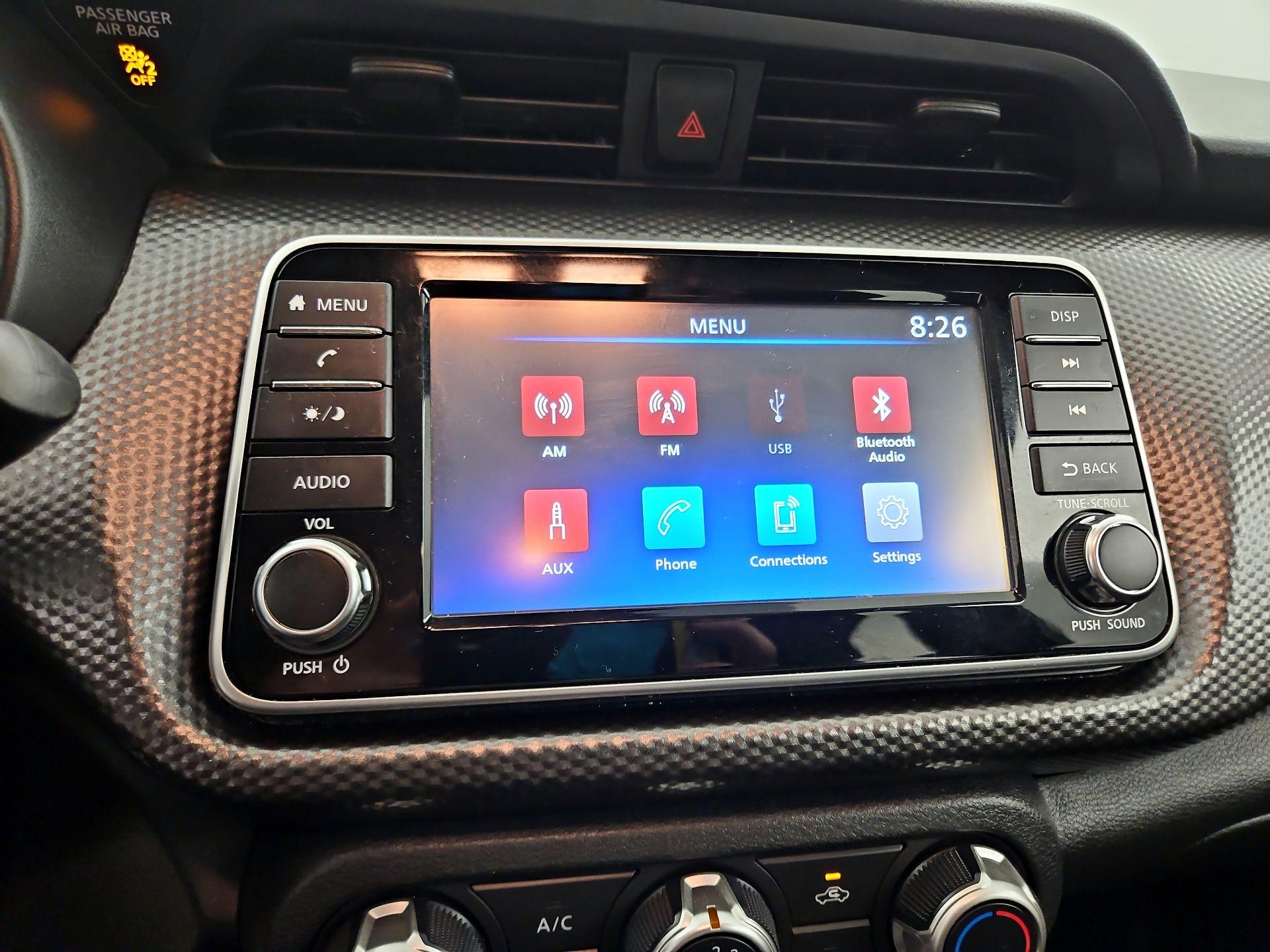 Thumbnail: 2020 Nissan Kicks - 15