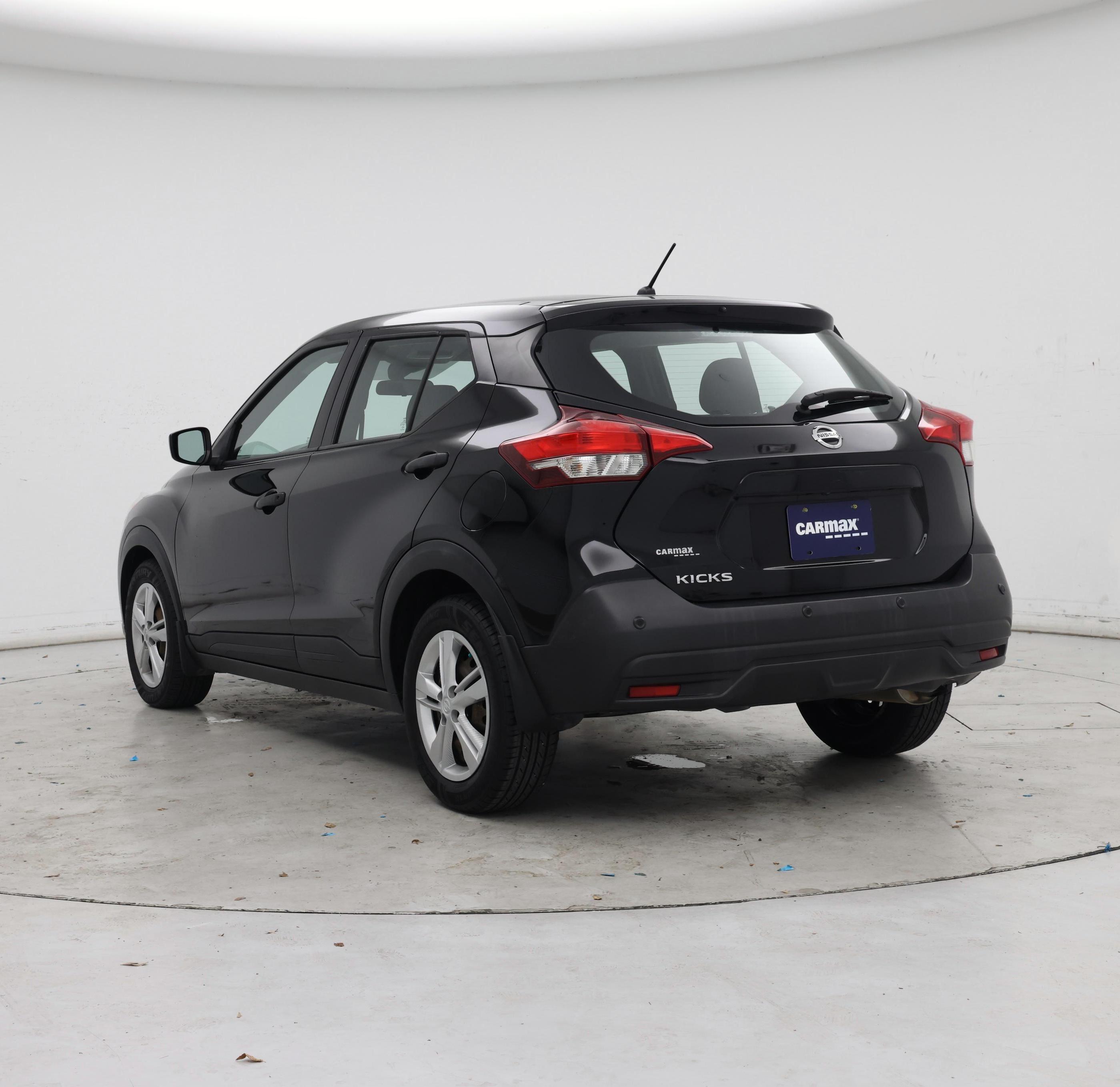 Thumbnail: 2020 Nissan Kicks - 2