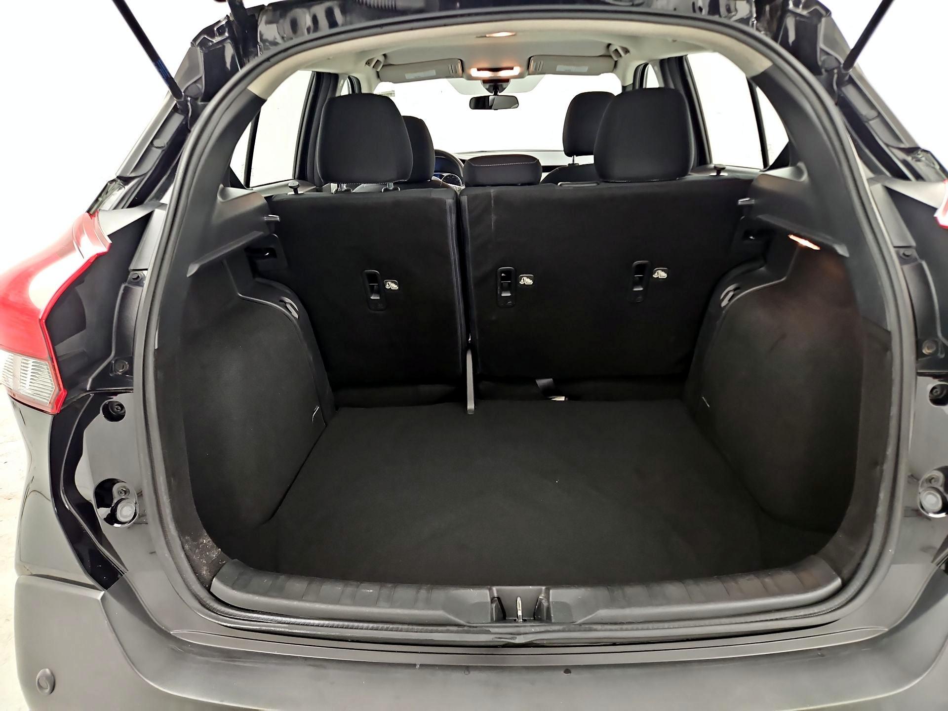 Thumbnail: 2020 Nissan Kicks - 20