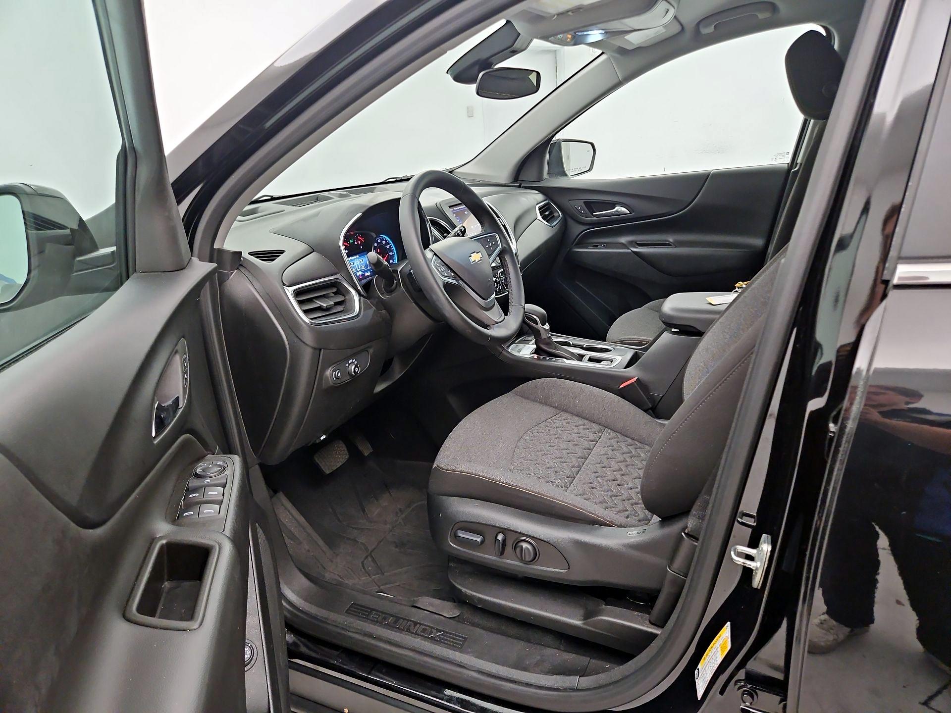 Thumbnail: 2023 Chevrolet Equinox - 11