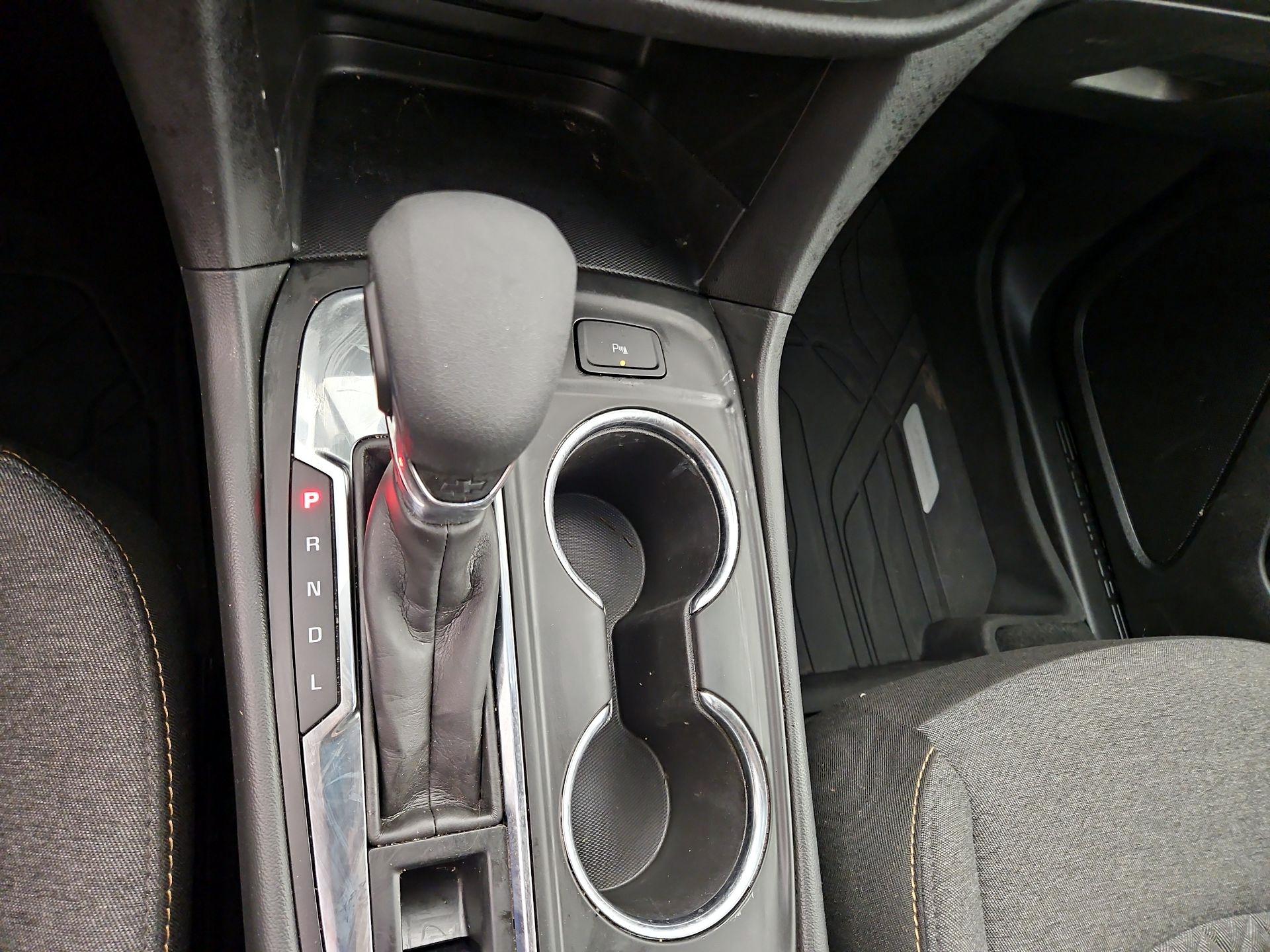 Thumbnail: 2023 Chevrolet Equinox - 17