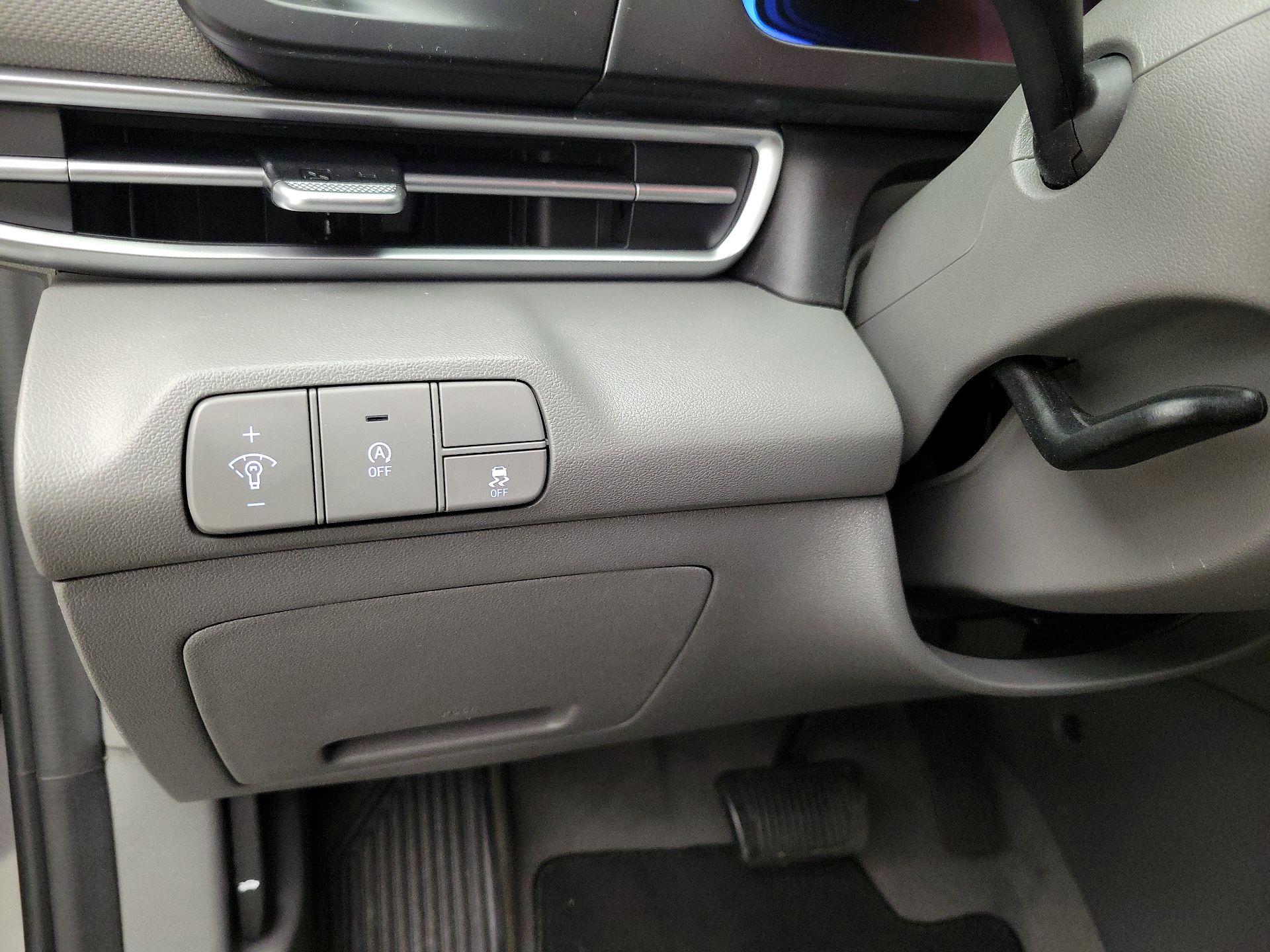 Thumbnail: 2024 Hyundai Elantra - 13