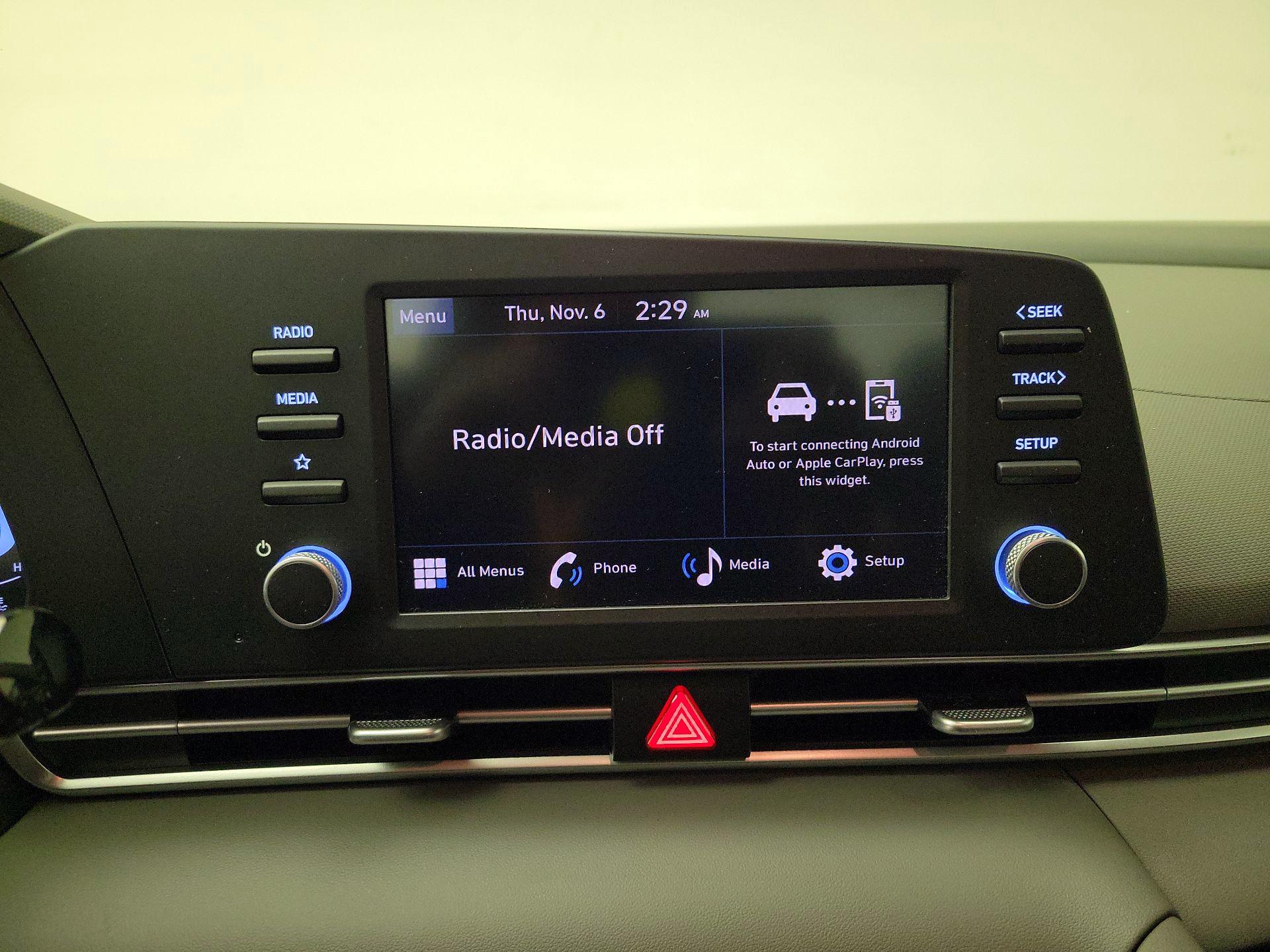 Thumbnail: 2024 Hyundai Elantra - 15