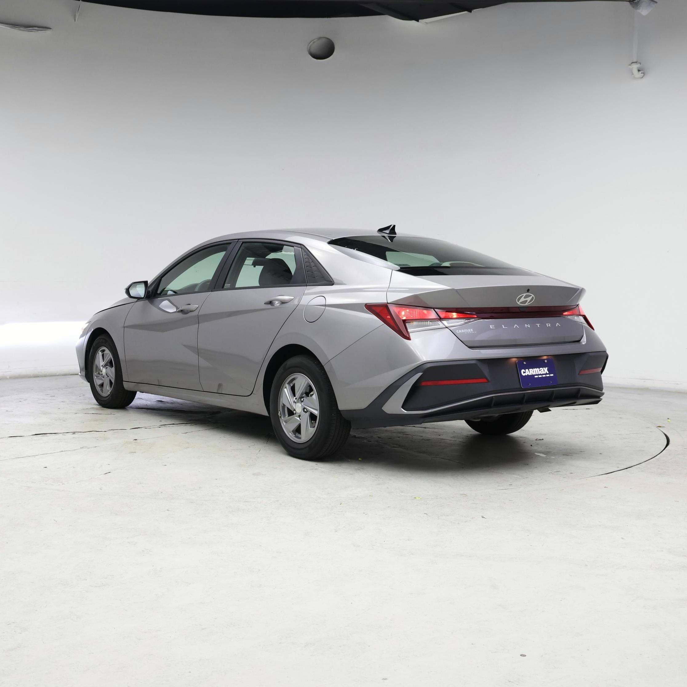 Thumbnail: 2024 Hyundai Elantra - 2