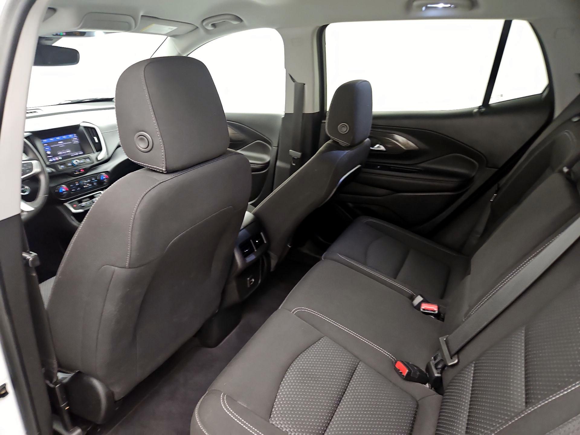 Thumbnail: 2022 GMC Terrain - 19