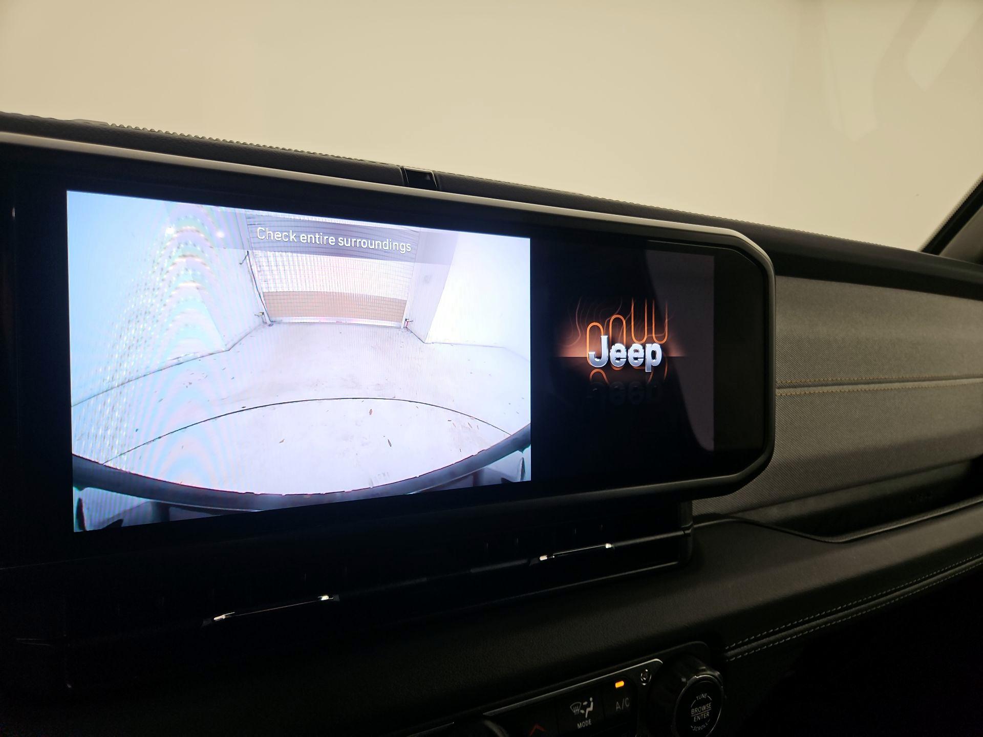 Thumbnail: 2024 Jeep Wrangler - 14