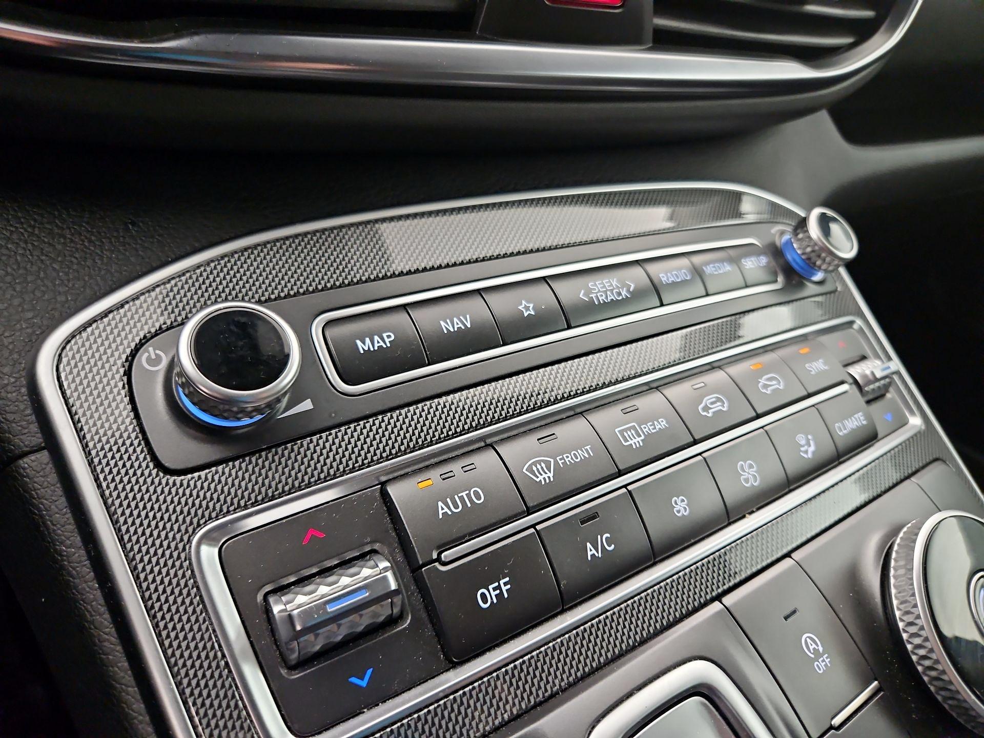 Thumbnail: 2023 Hyundai Santa Fe - 17