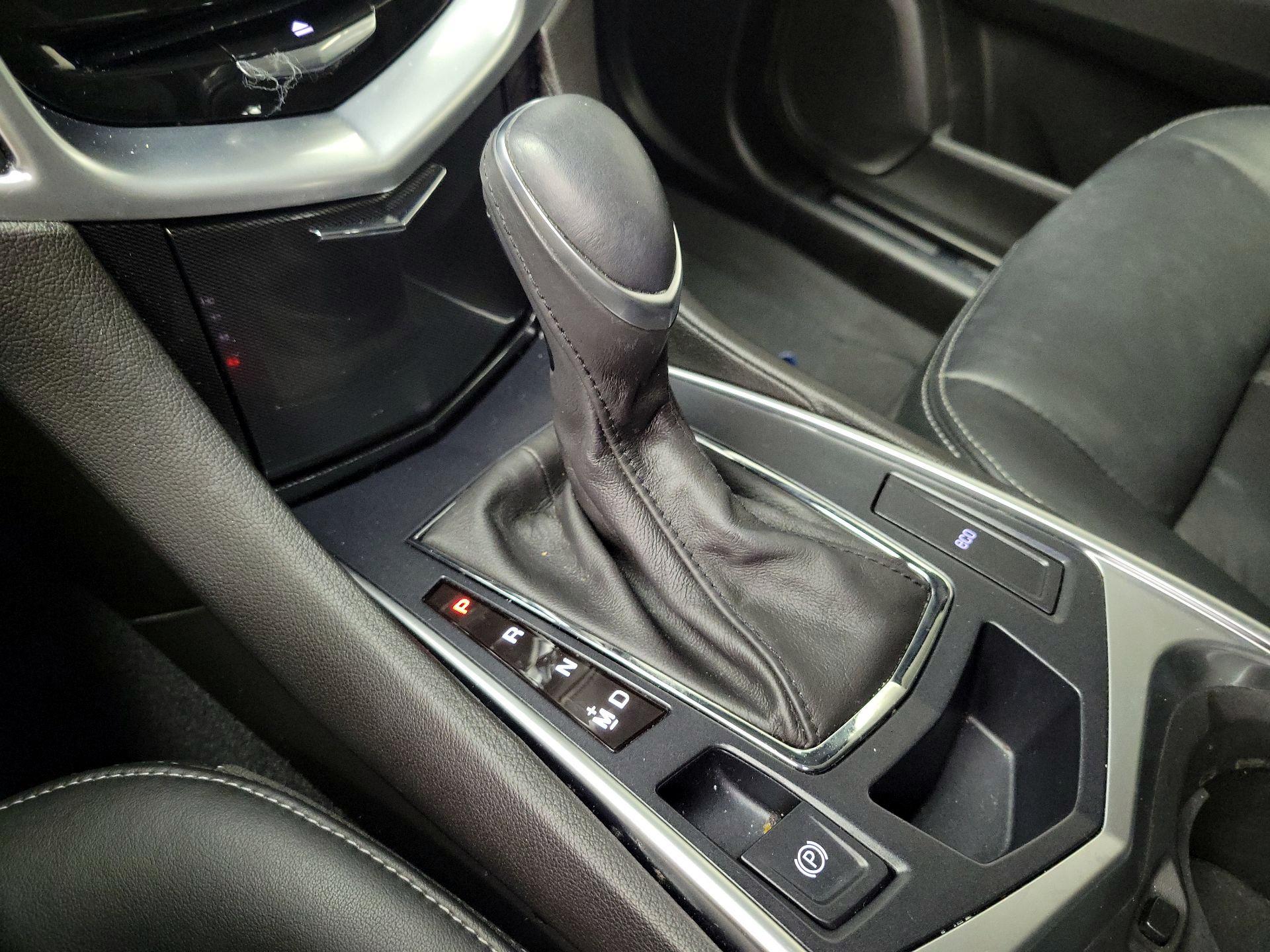 Thumbnail: 2015 Cadillac SRX - 17