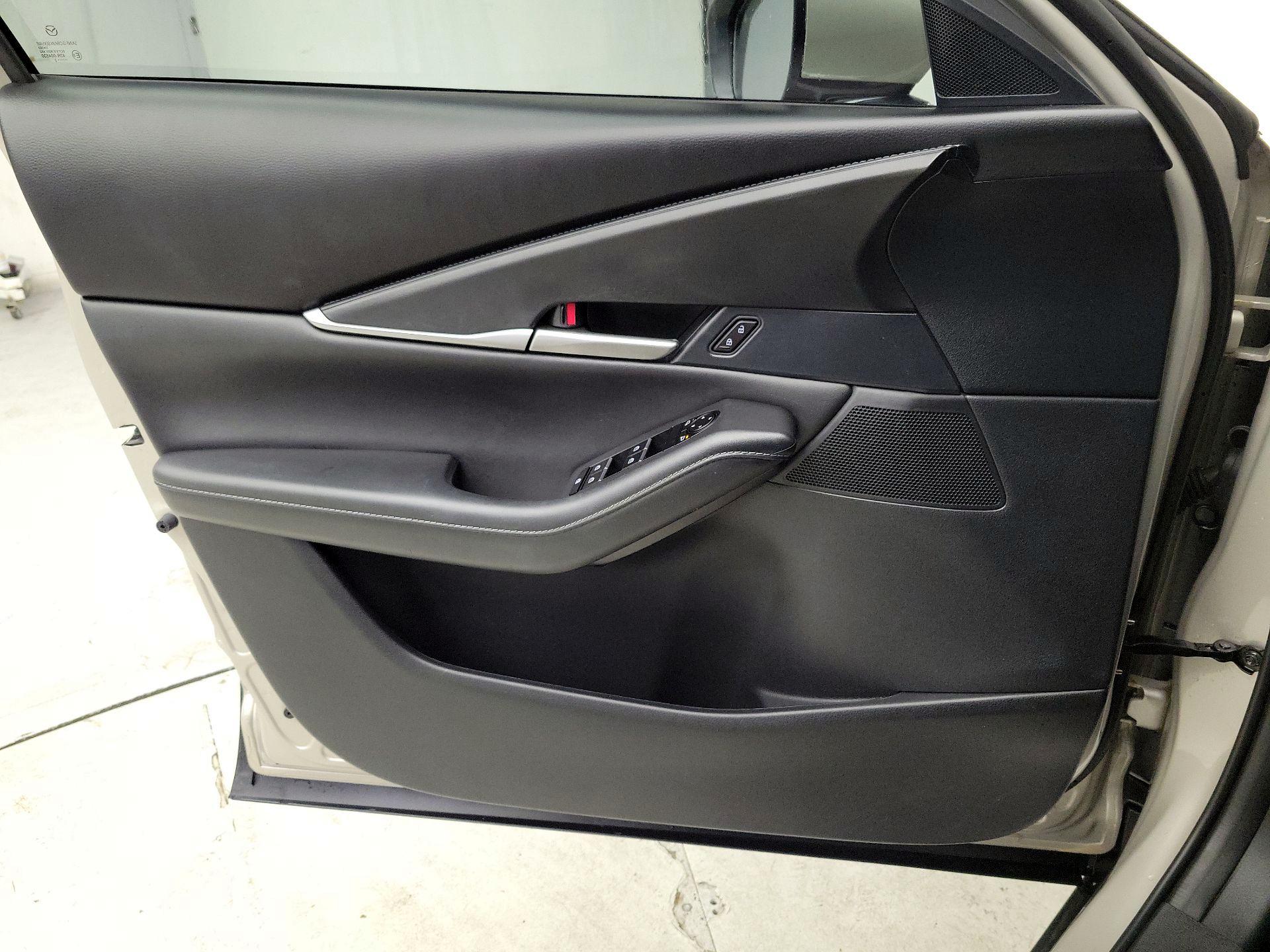 Thumbnail: 2023 Mazda CX-30 - 12