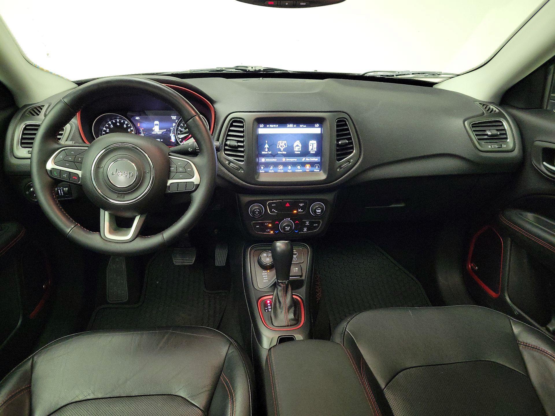Thumbnail: 2018 Jeep Compass - 9
