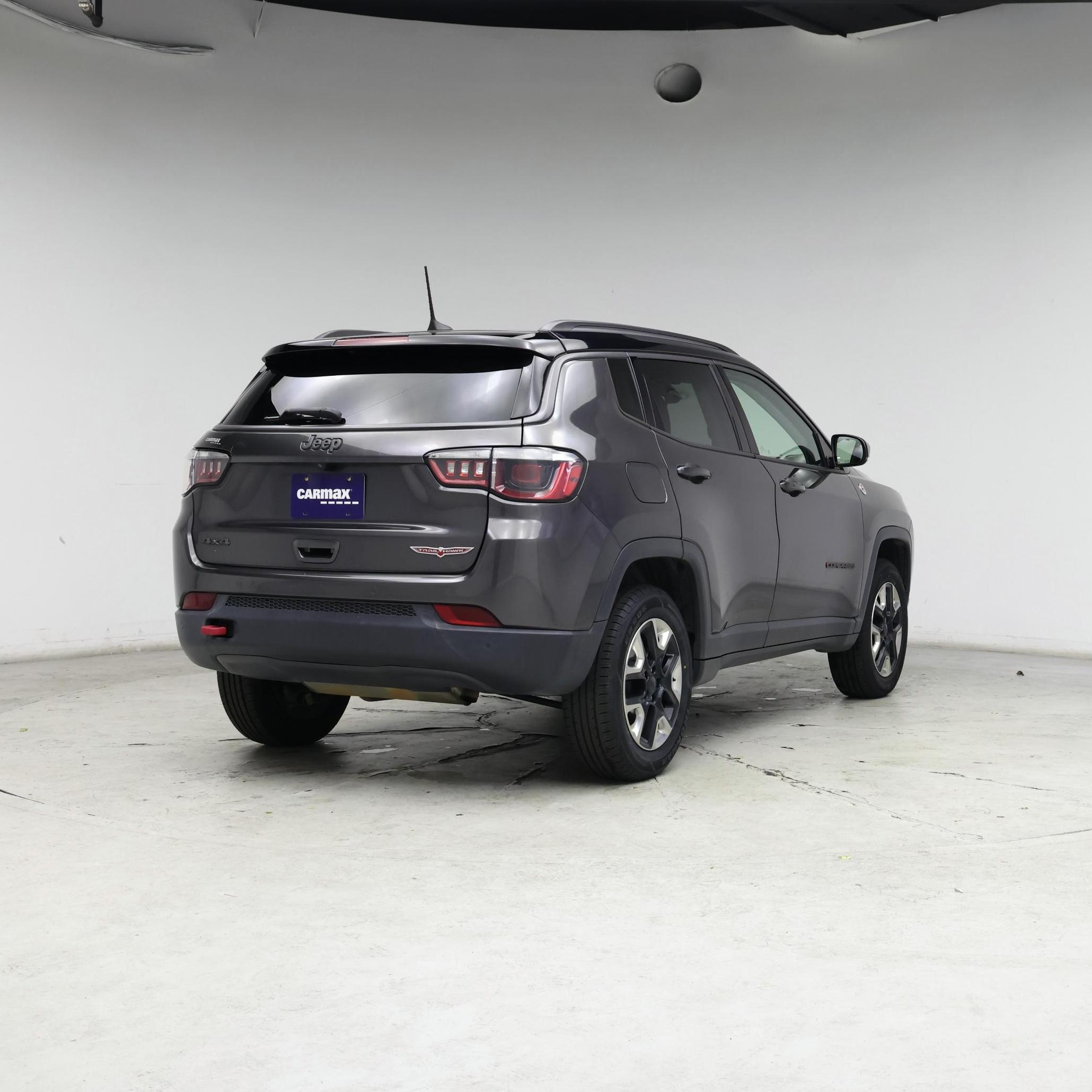 Thumbnail: 2018 Jeep Compass - 8