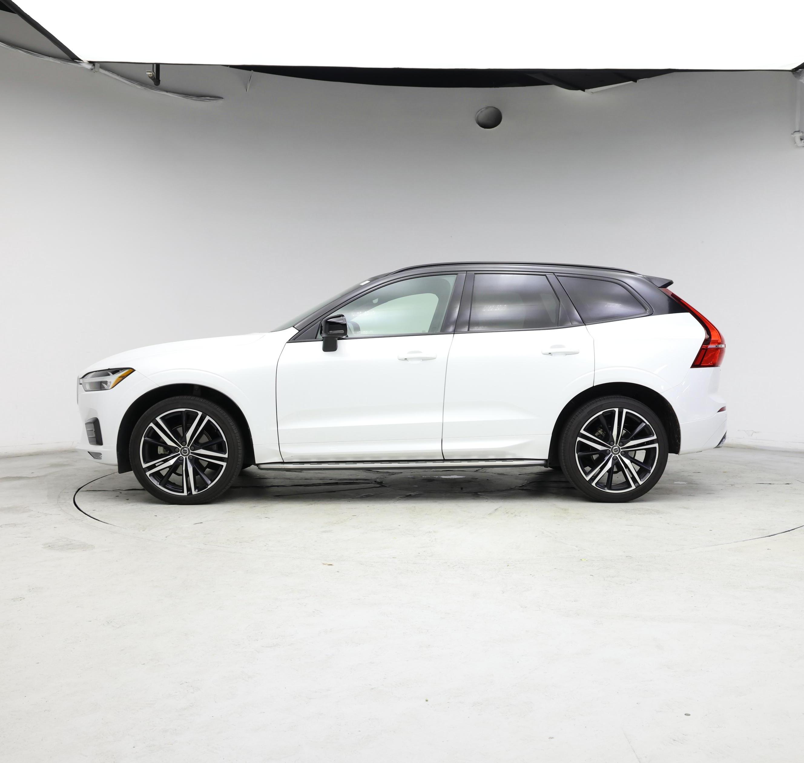 Thumbnail: 2020 Volvo XC60 - 3