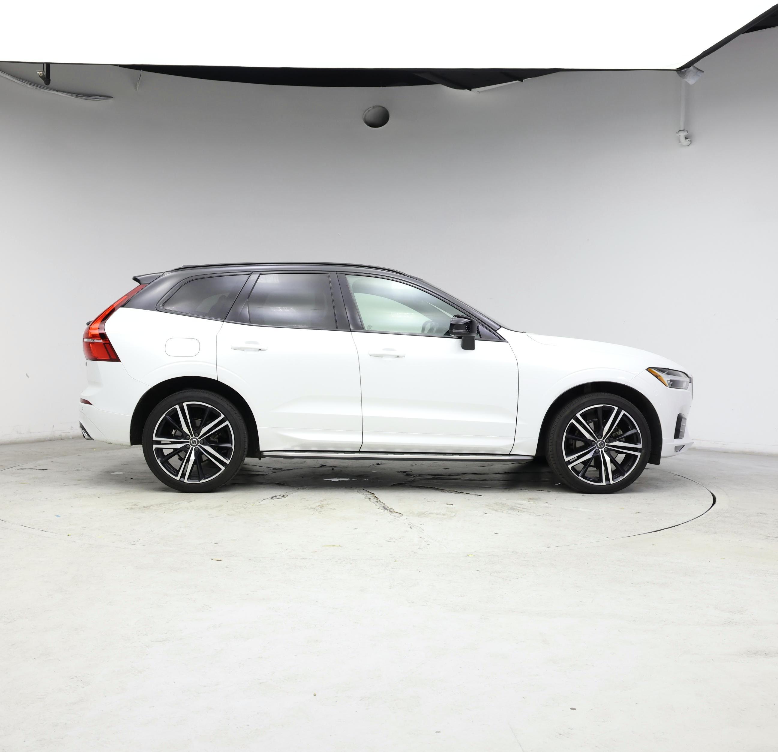 Thumbnail: 2020 Volvo XC60 - 7