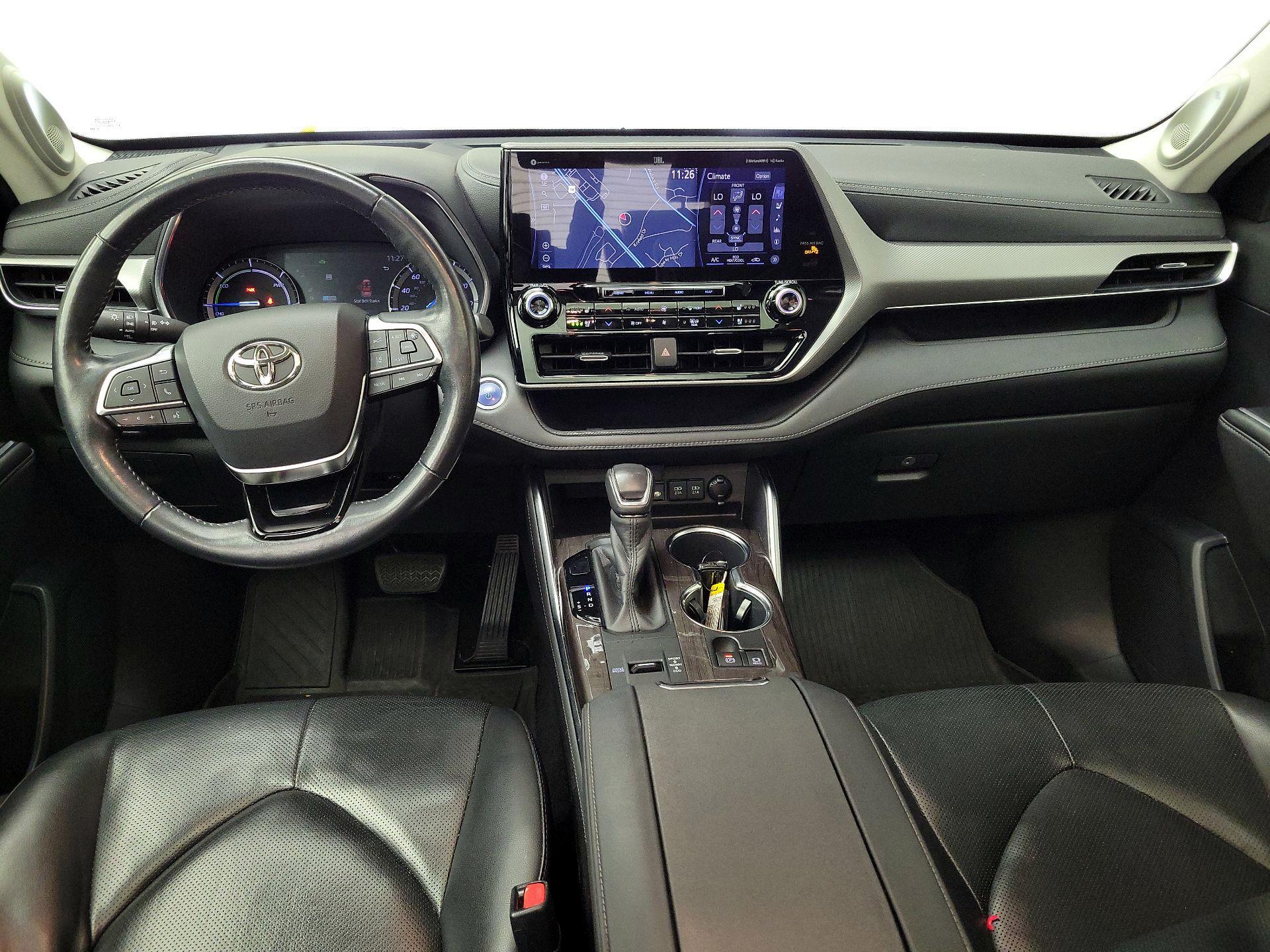 Thumbnail: 2020 Toyota Highlander - 9