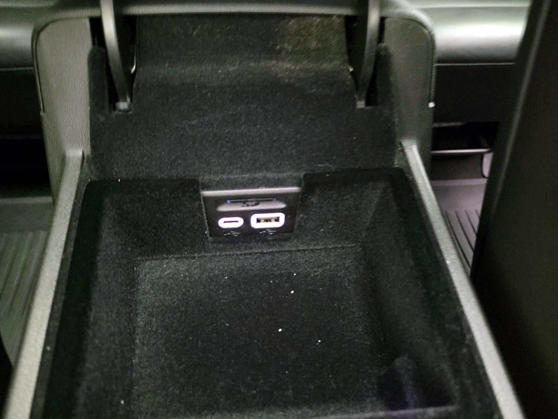 Thumbnail: 2020 Cadillac XT6 - 19