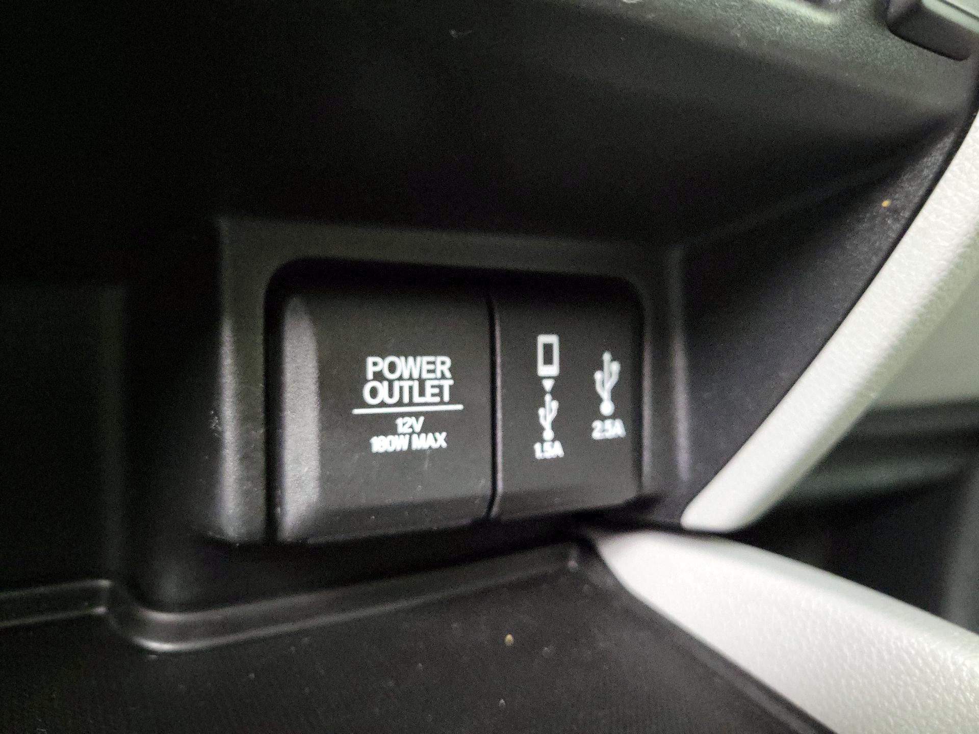 Thumbnail: 2017 Honda Pilot - 18