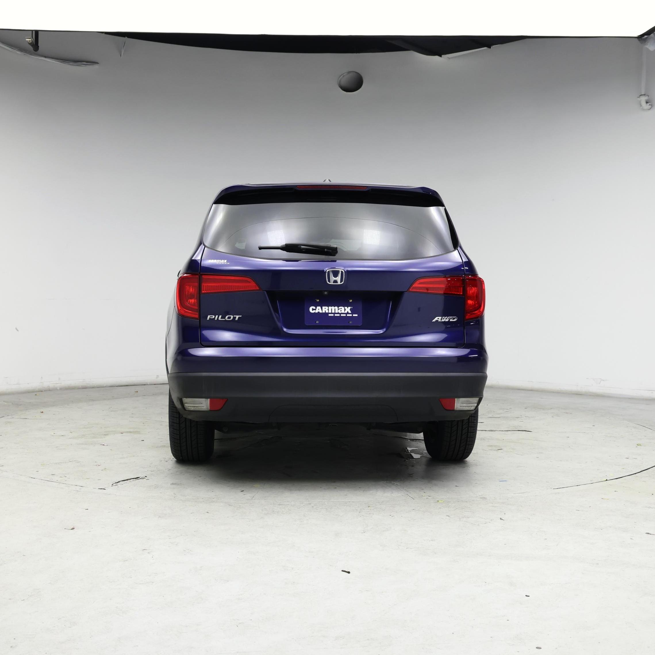 Thumbnail: 2017 Honda Pilot - 6