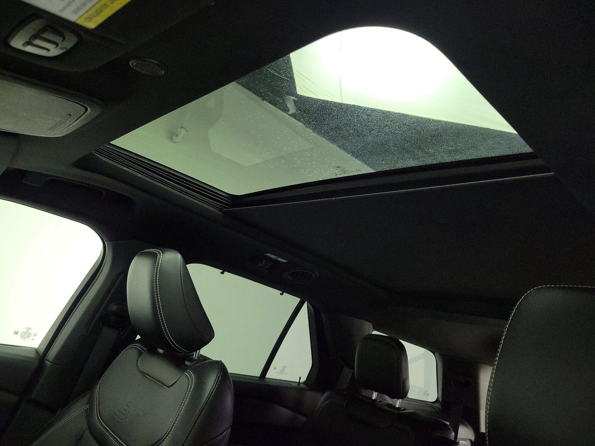 Thumbnail: 2021 Ford Explorer - 20