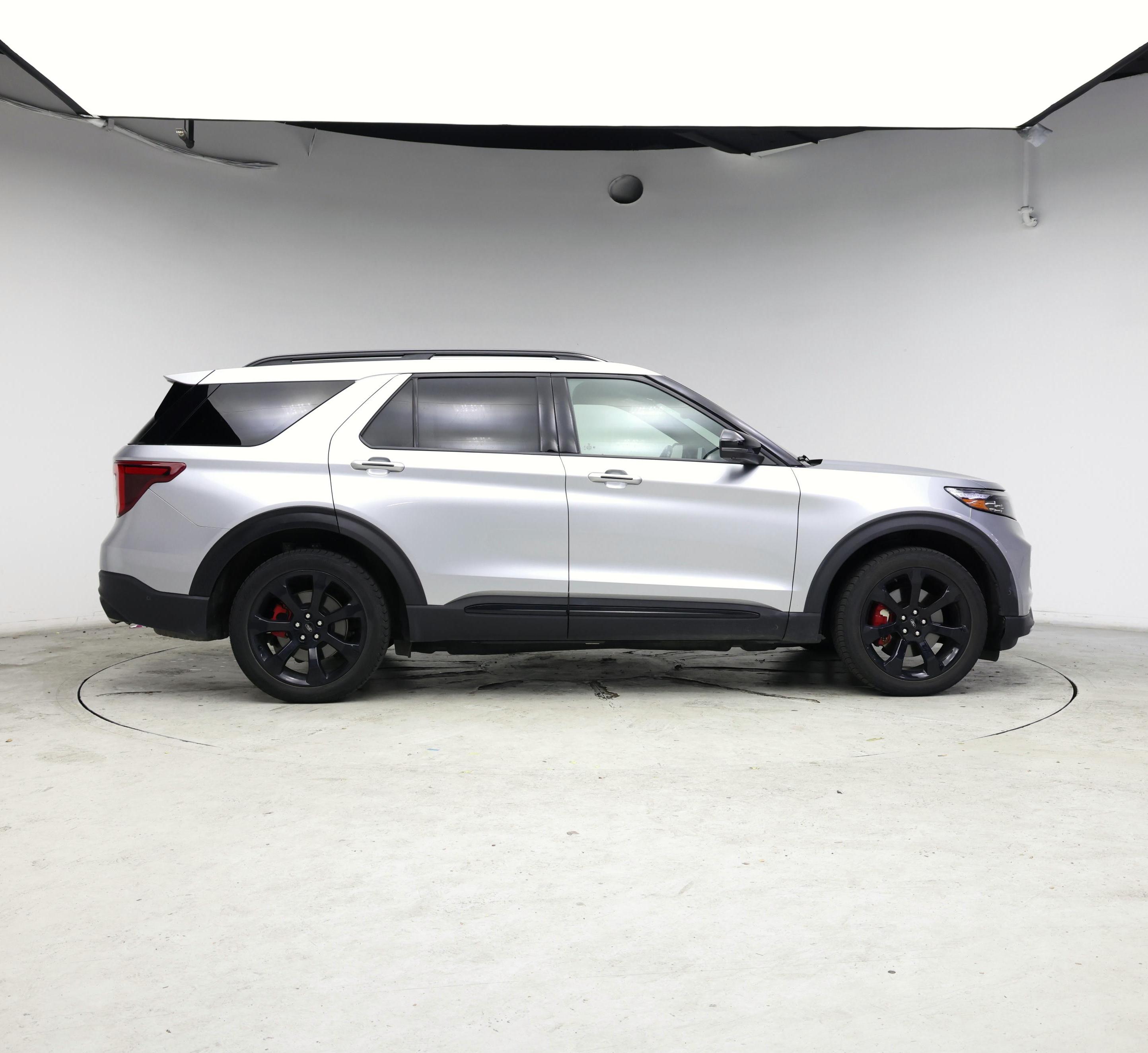 Thumbnail: 2021 Ford Explorer - 7
